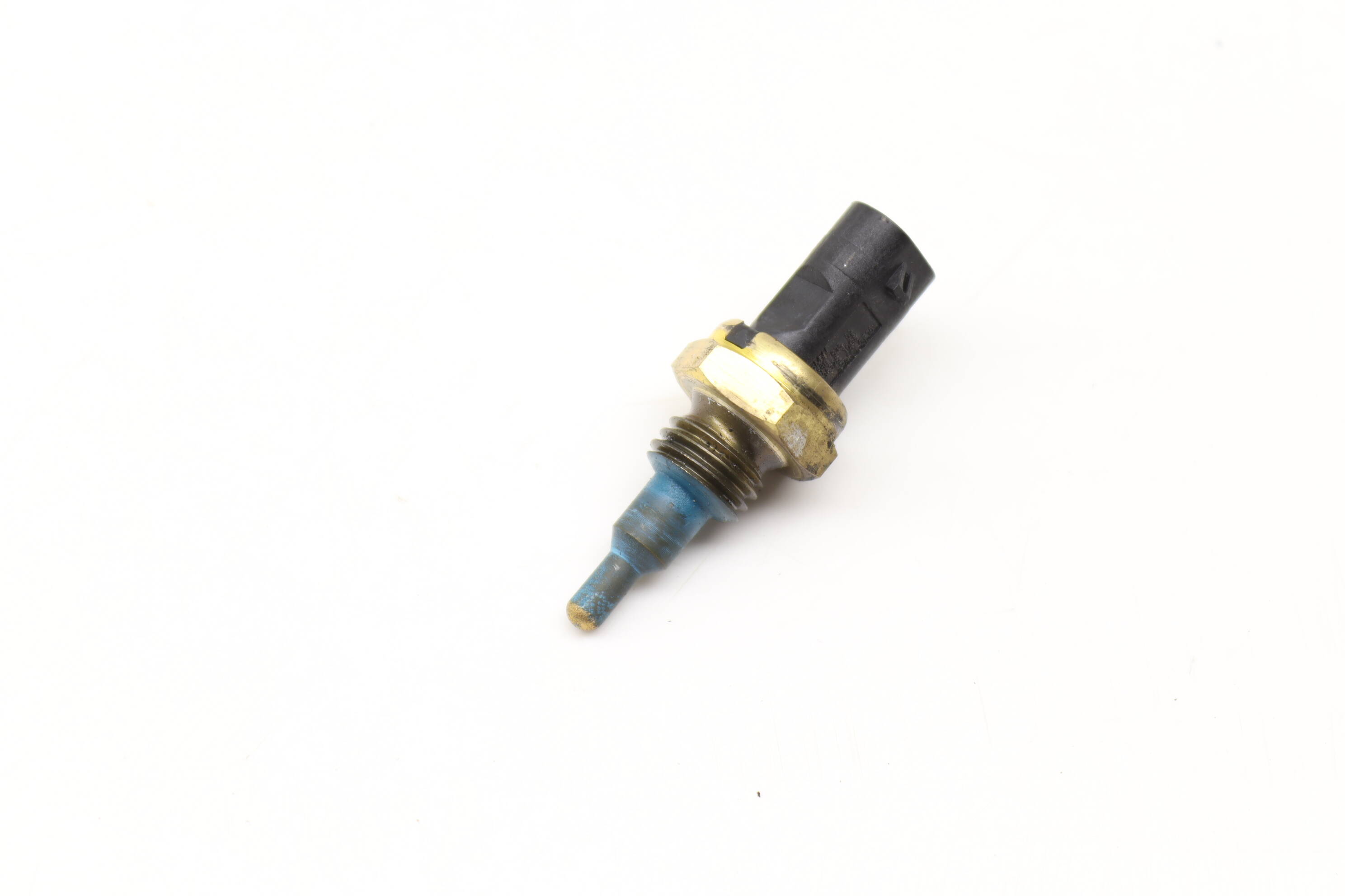 Temperature&#x20;Sensor&#x20;Coolant&#x20;&#x2F;&#x20;Oil&#x20;13627580635