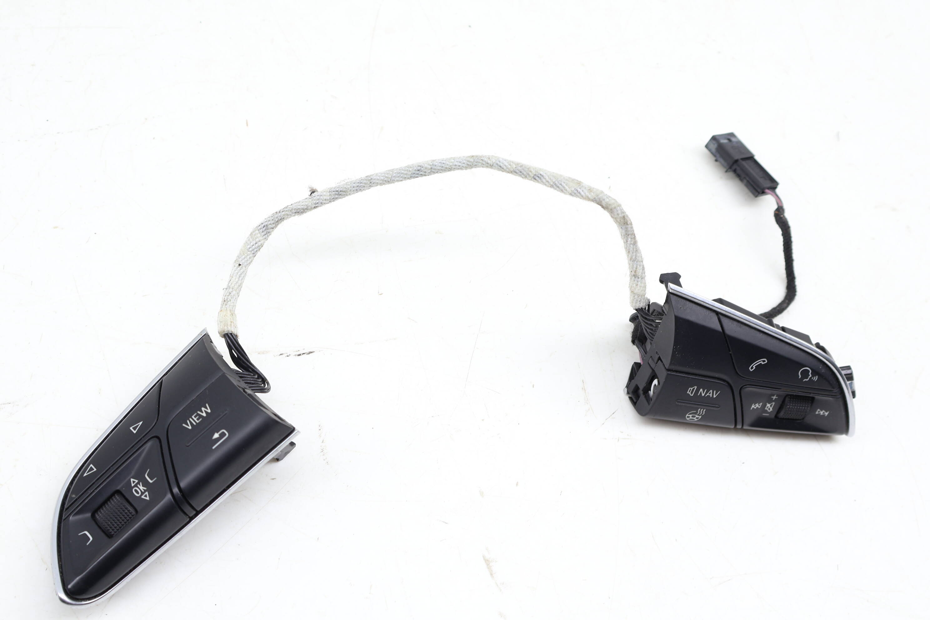 Steering Wheel Control Switch / Button Set 4M0951523A