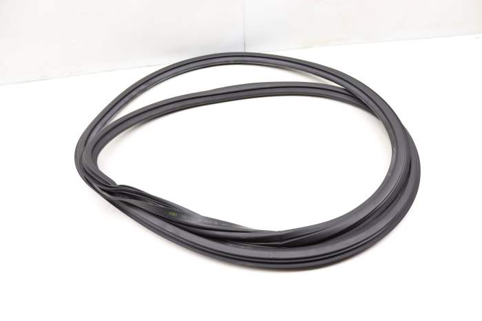 Door Seal / Weather Stripping (Inner) 8V4831721 main product photo