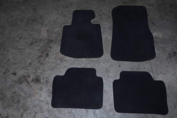 Carpet Floor Mat Set 51477426281 main product photo