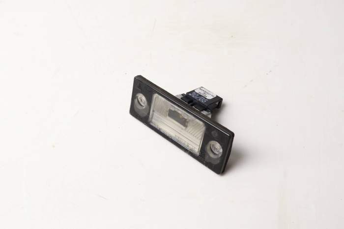 License Plate Light 7L5943021C 95563162004 main product photo