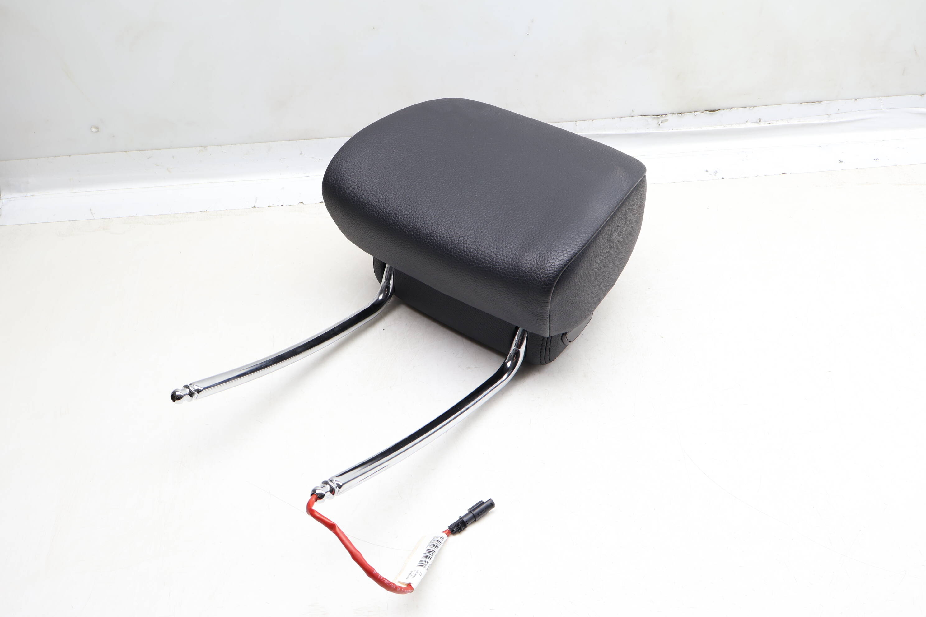 Headrest&#x20;&#x2F;&#x20;Head&#x20;Rest&#x20;&#x28;Electric&#x29;&#x20;52107236827