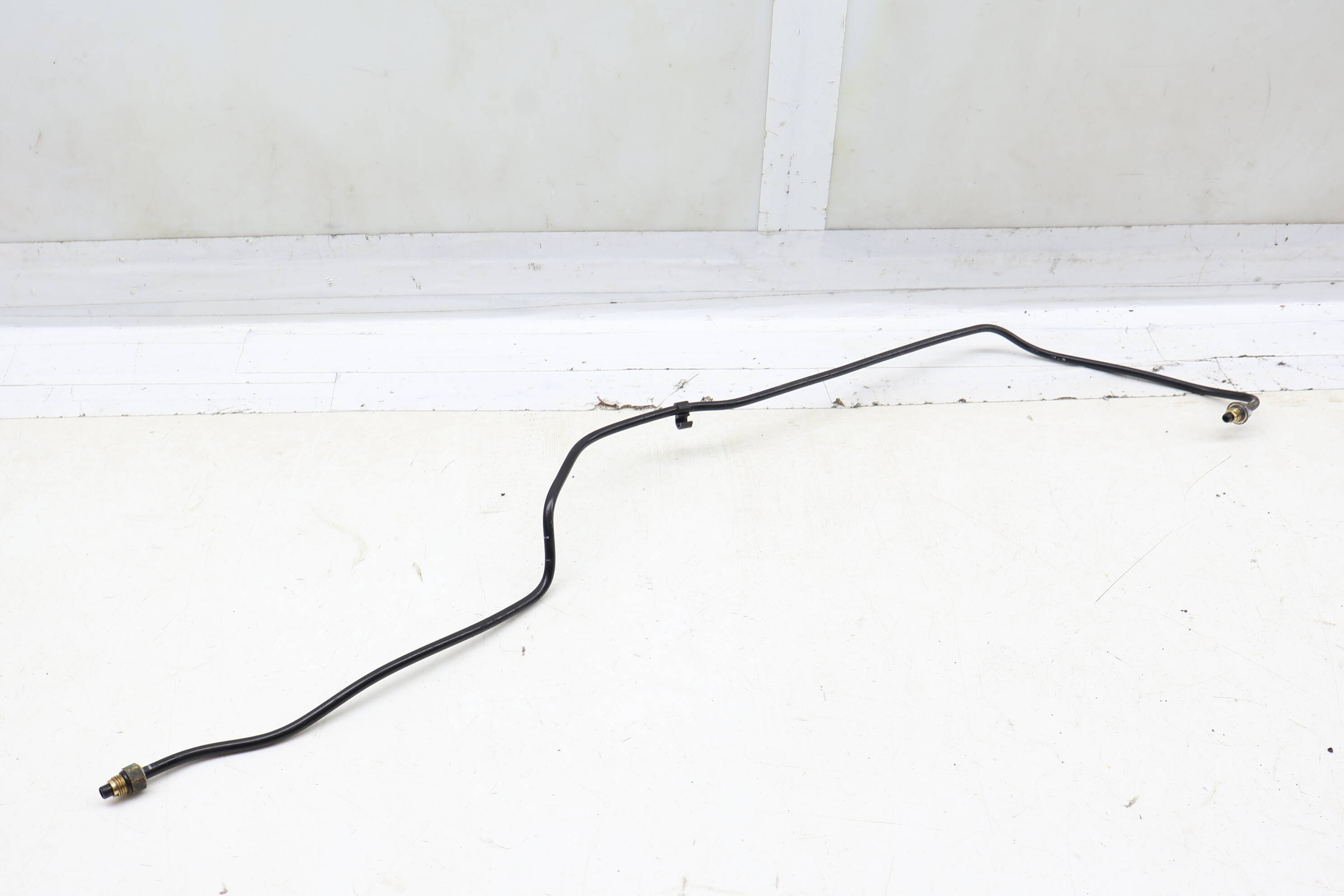 Air Suspension Pressure Line 95B616706