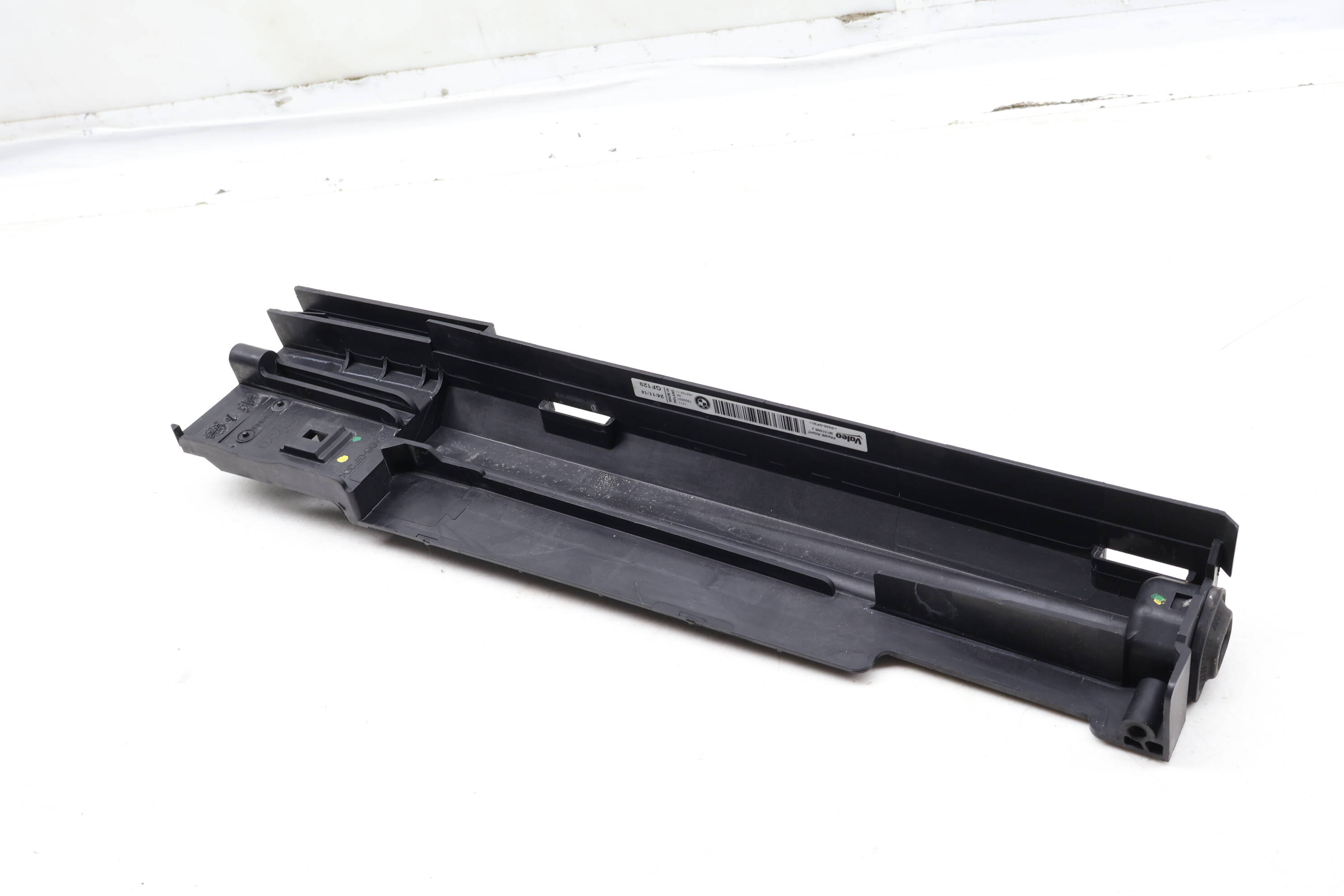 Radiator Module Carrier / Cover 17117600537