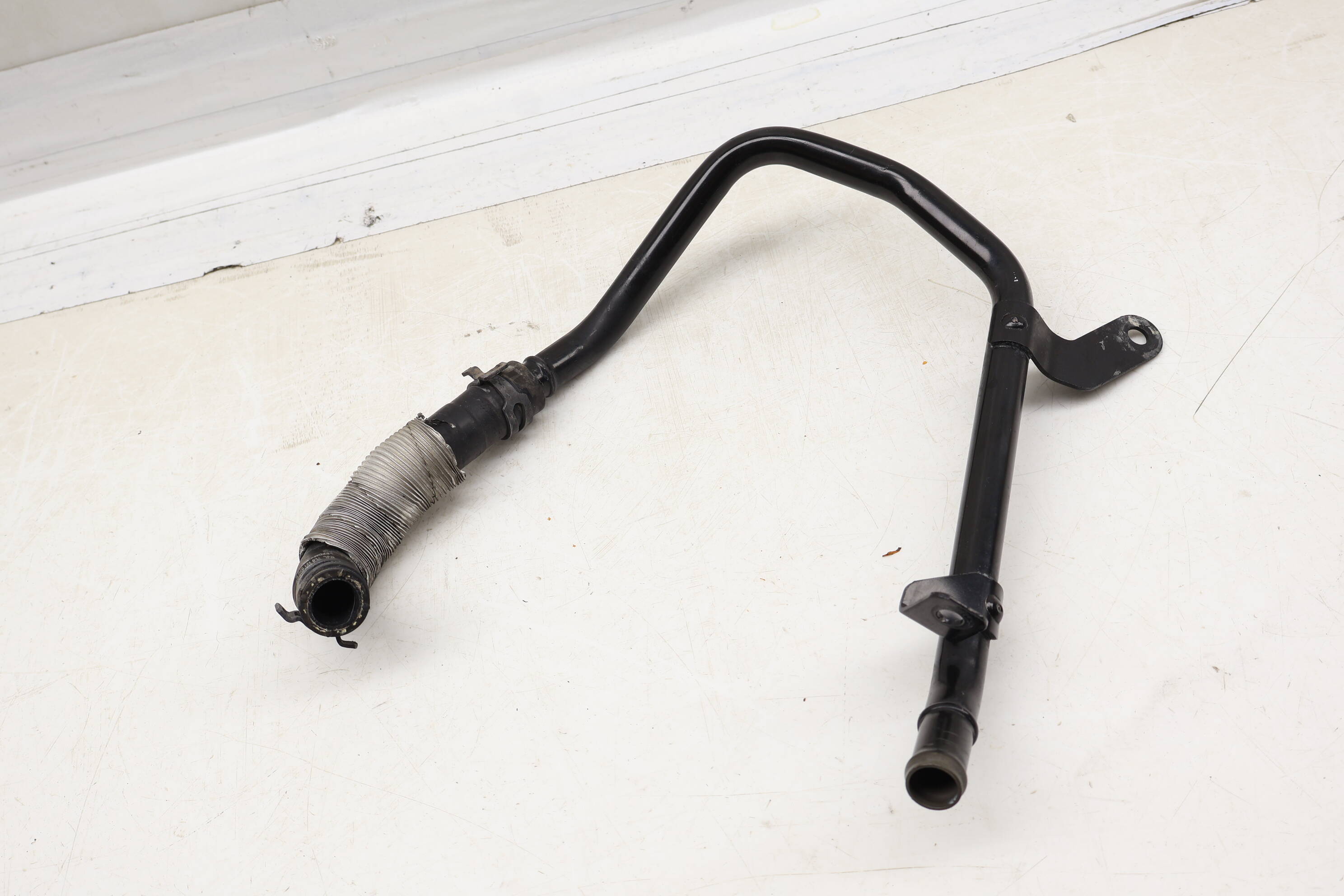 Coolant Hose / Line 7L8121070S