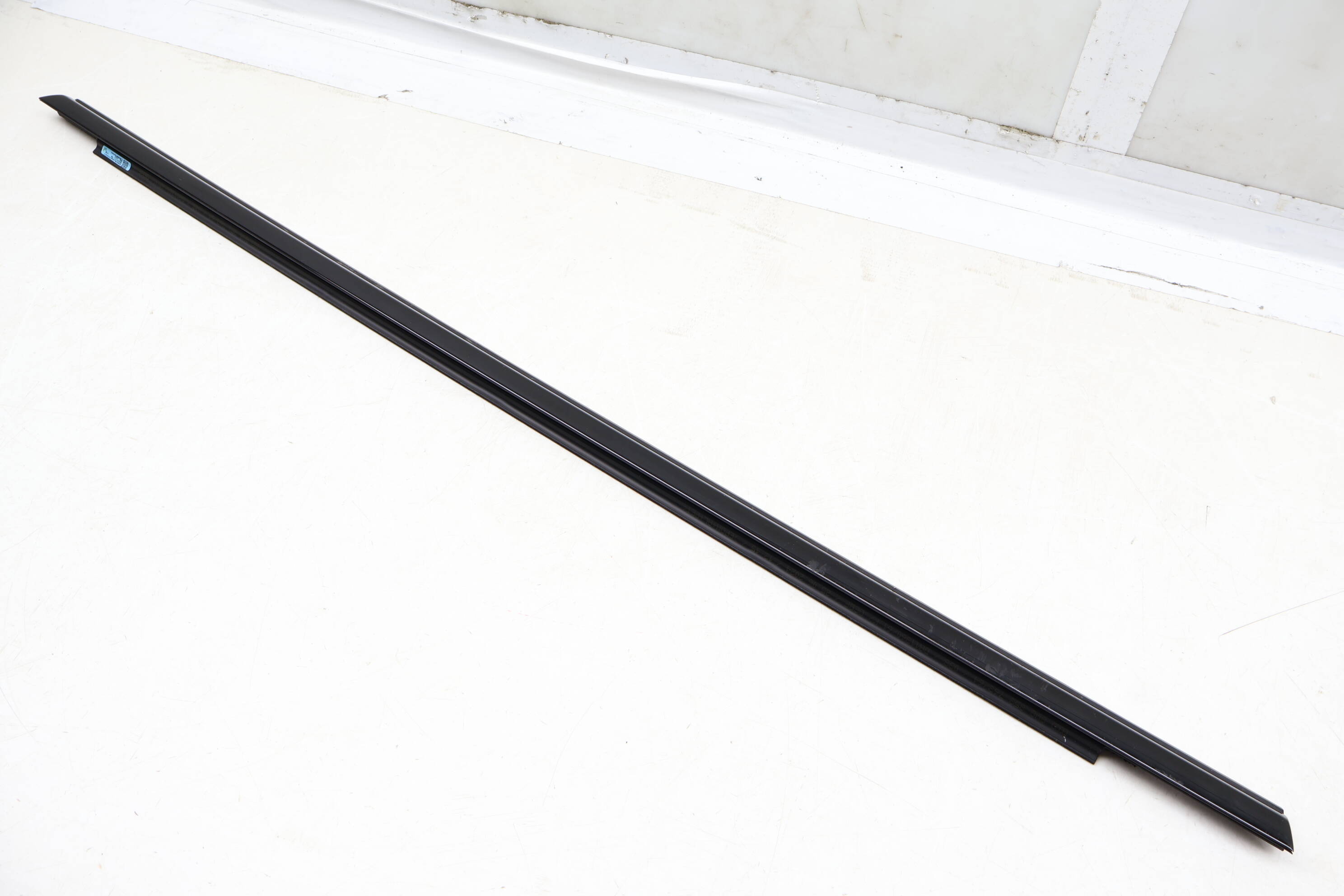 Door Window Slot Seal / Trim 8W8853764C