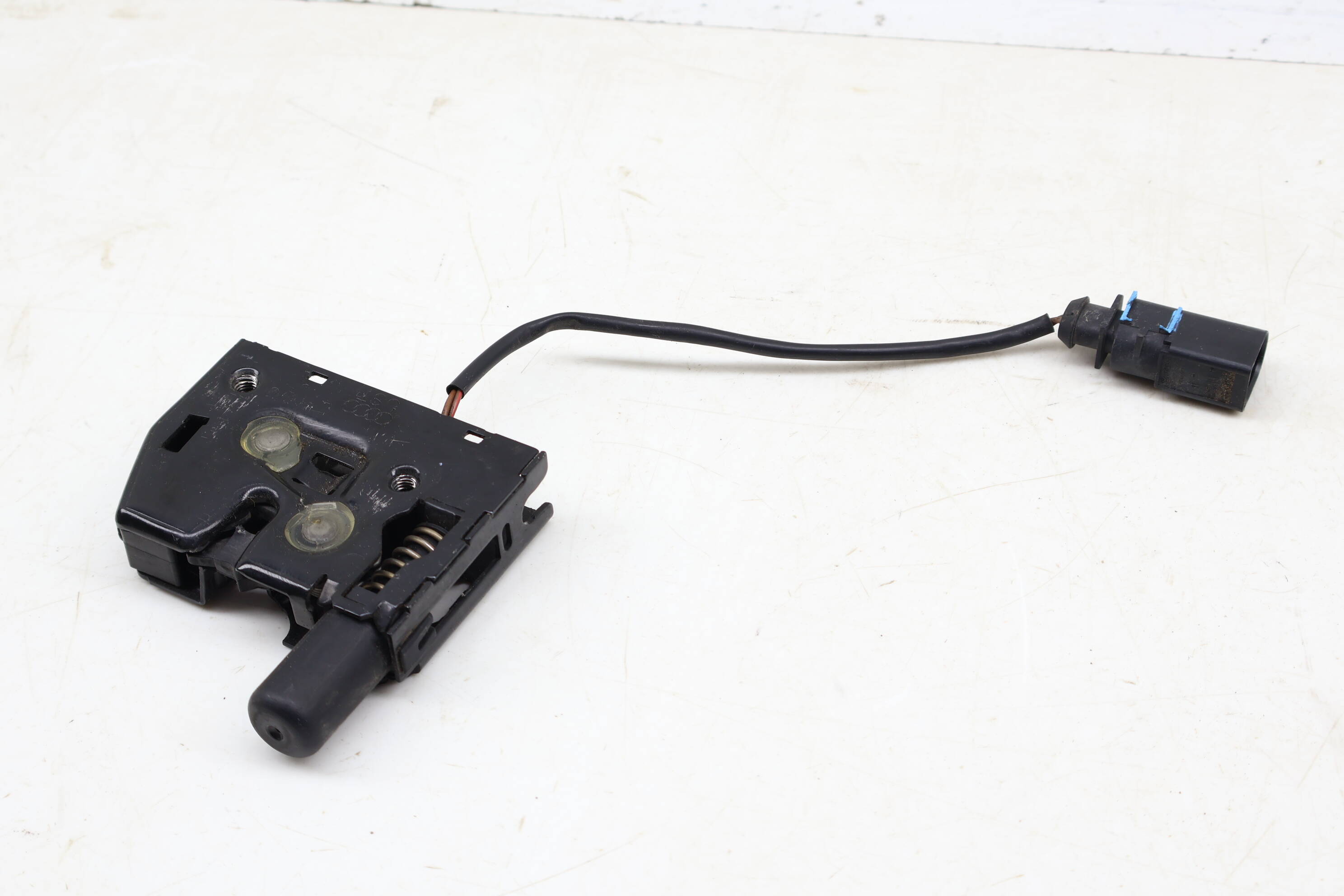 Lower Hood Latch / Lock 4G0823509C