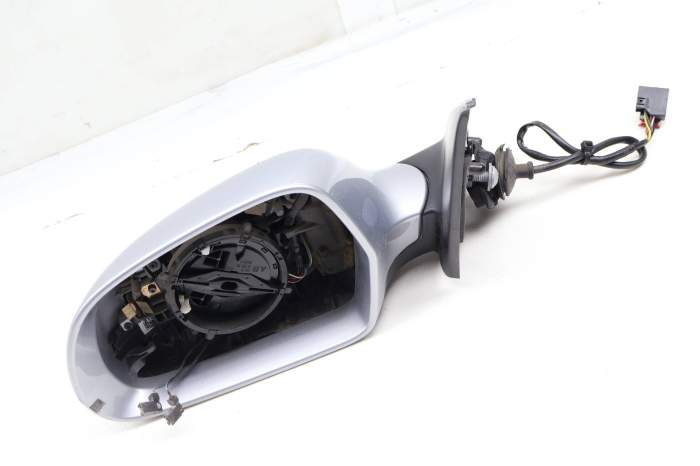Side View Mirror Assembly 8U1857409F main product photo
