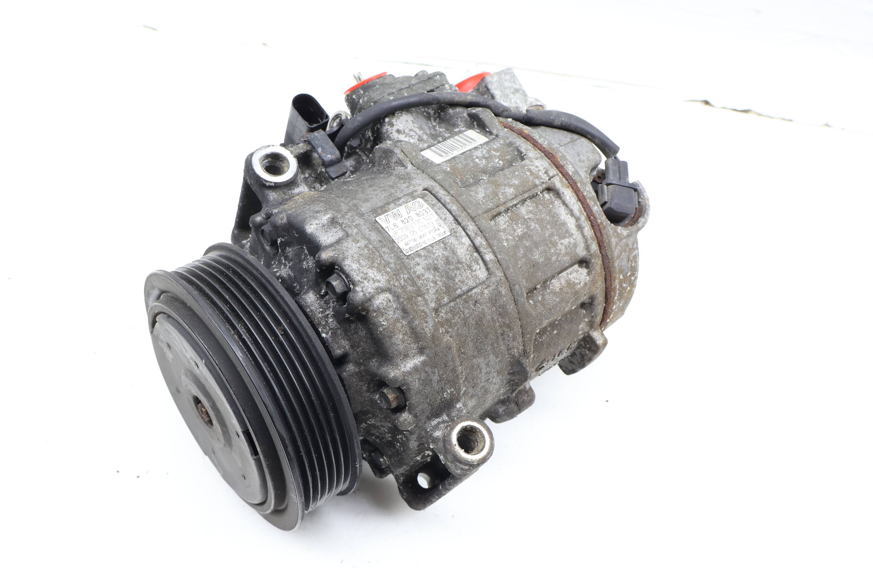 Ac Compressor 7L6820803T
