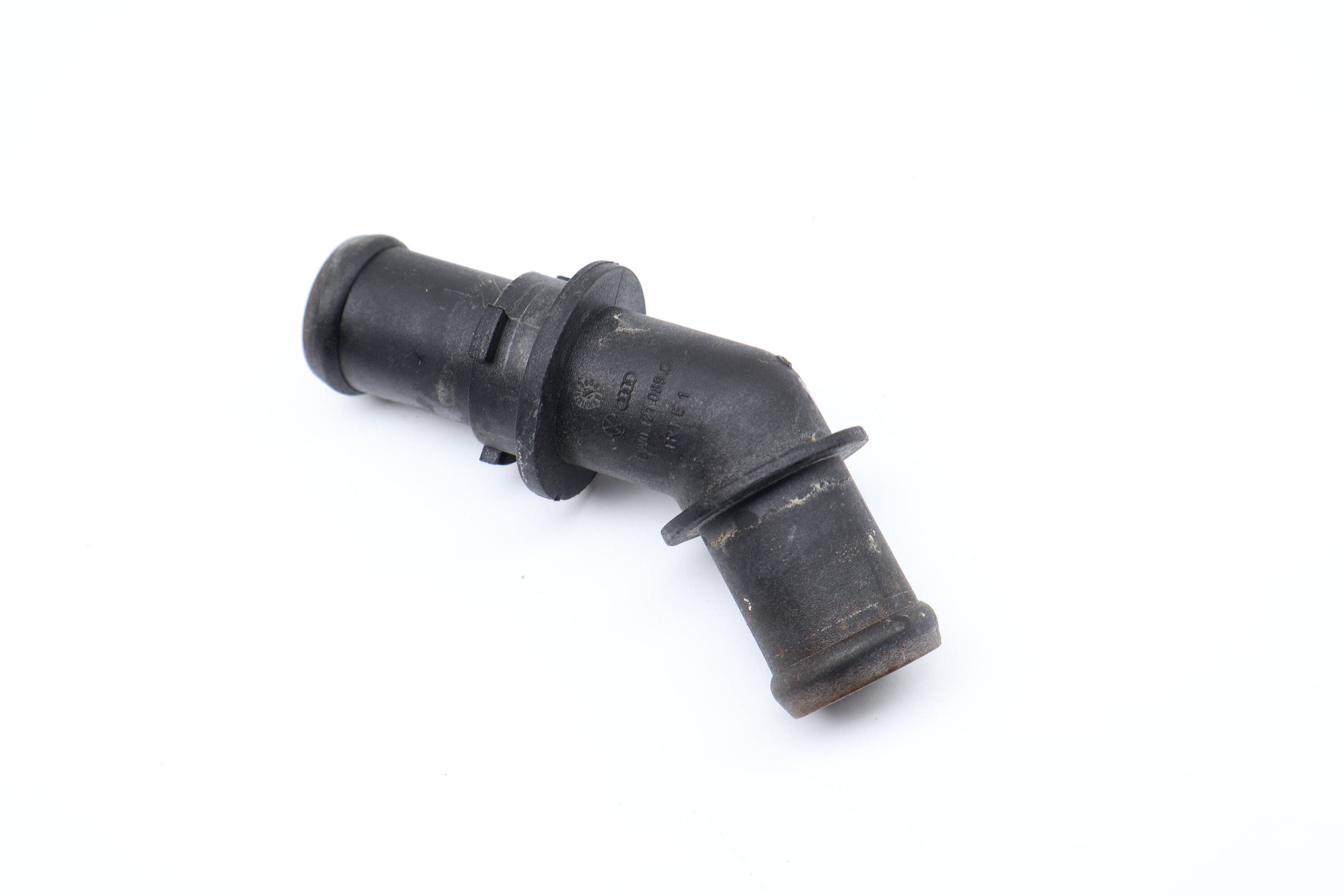 Coolant Hose Adapter / Connector 8W0121089G