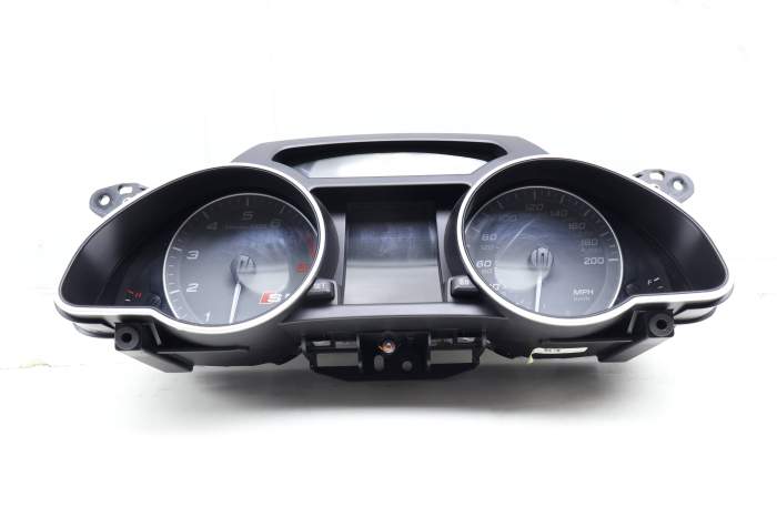 Instrument Cluster / Speedometer 8T0920983D main product photo