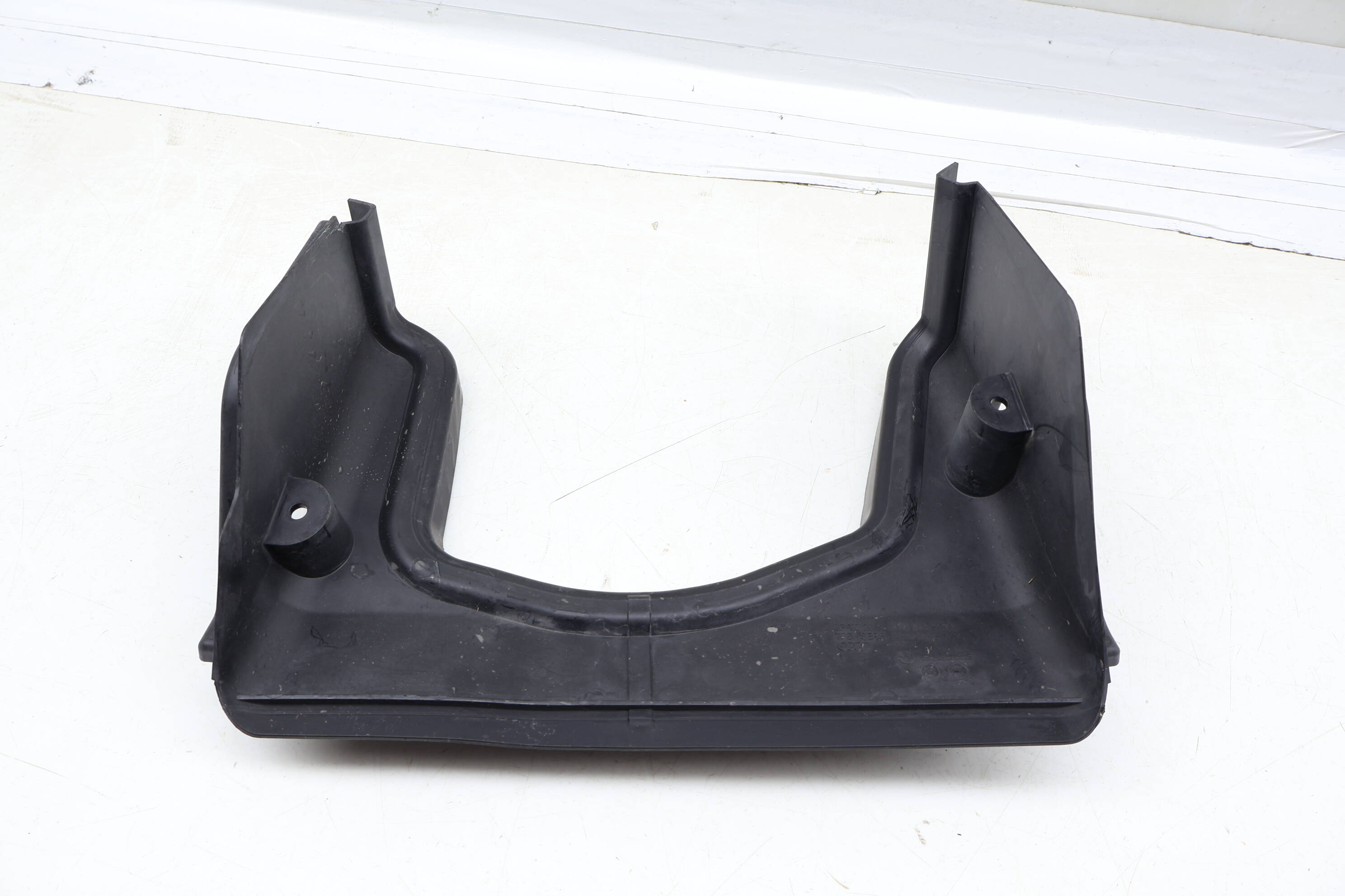 Rain Channel / Cabin Air Filter Cover 8W1819979A