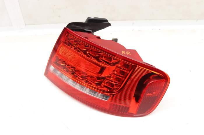 Outer Led Tail Light / Lamp 8K5945096L main product photo