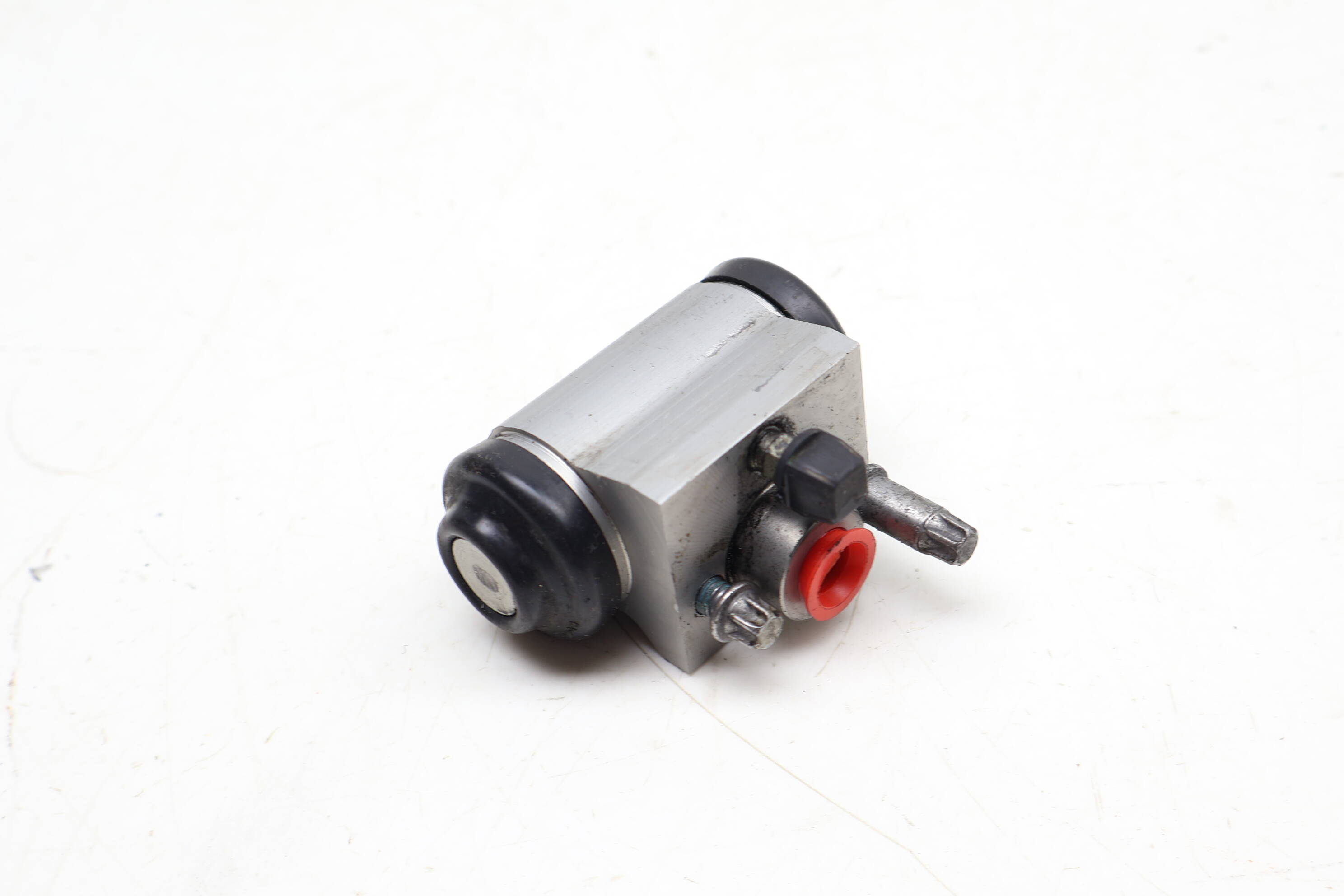 Drum Brake Wheel Cylinder 1EA611053F