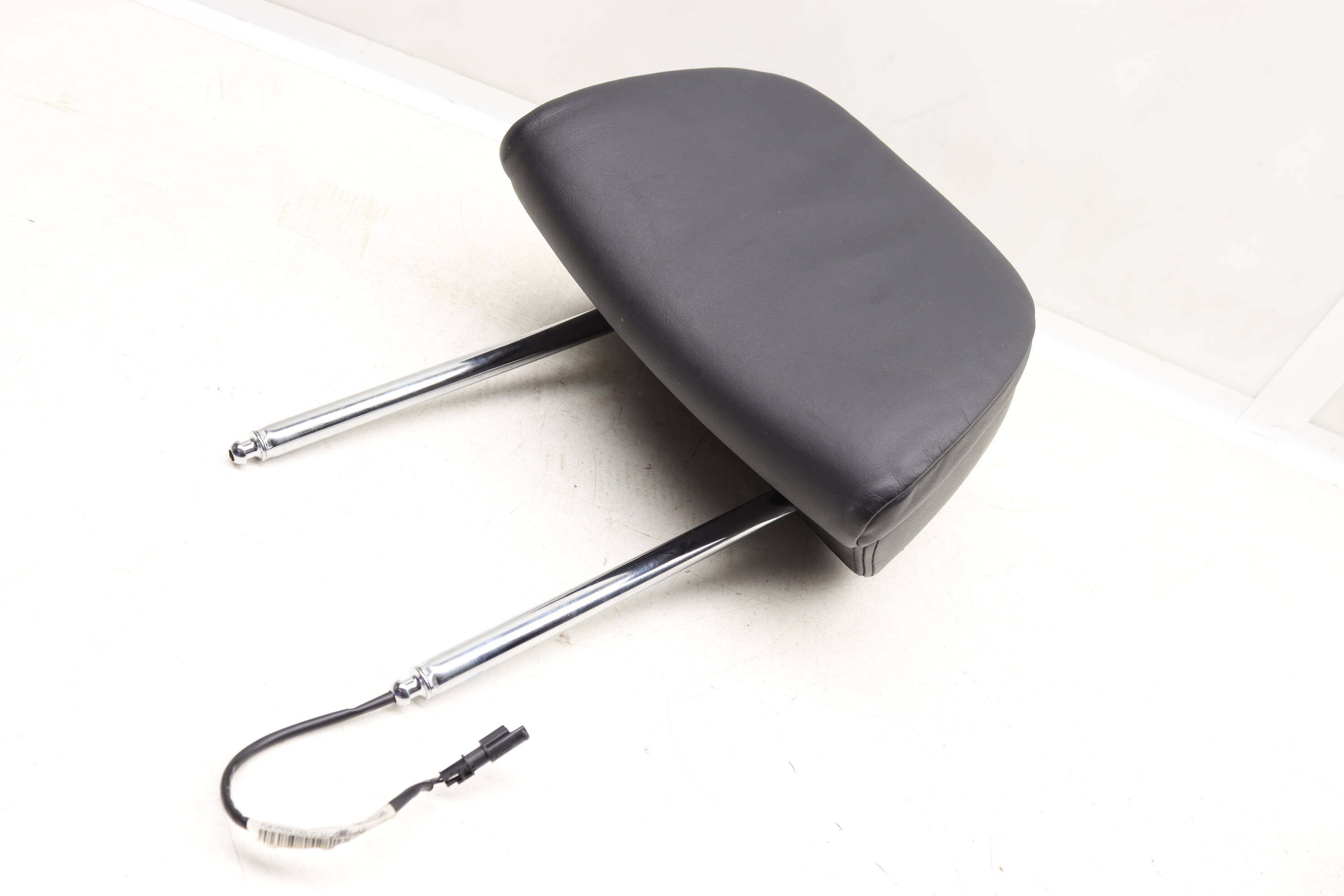 Headrest / Head Rest 52107353691