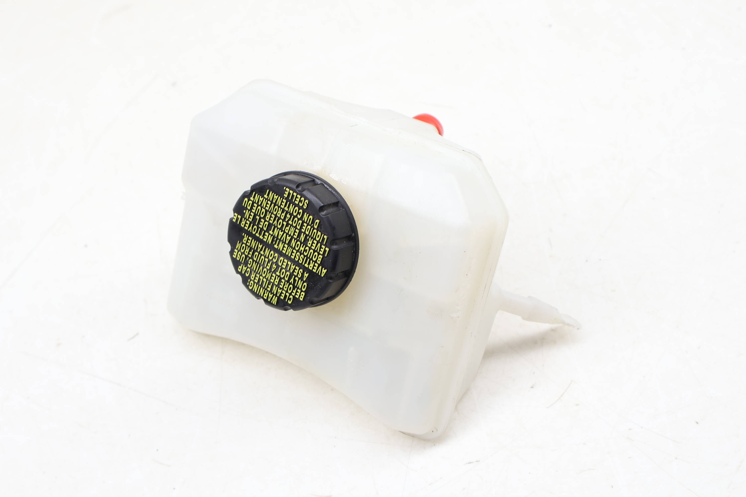 Brake Fluid Reservoir / Tank 8W0611301