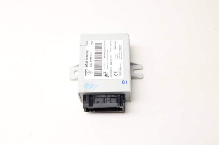 Tpms / Tire Pressure Monitoring Module 97061810305 main product photo