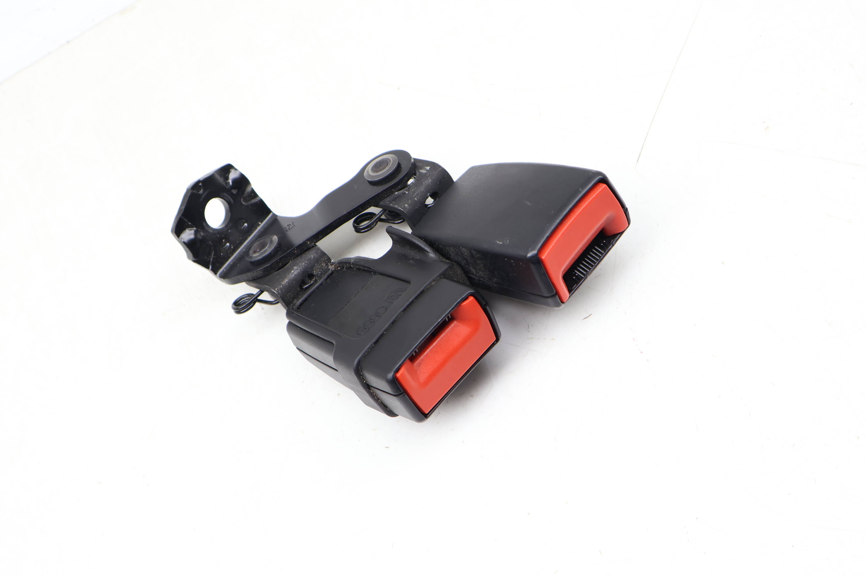 Seatbelt / Seat Belt Double Buckle Receiver 4G0857739