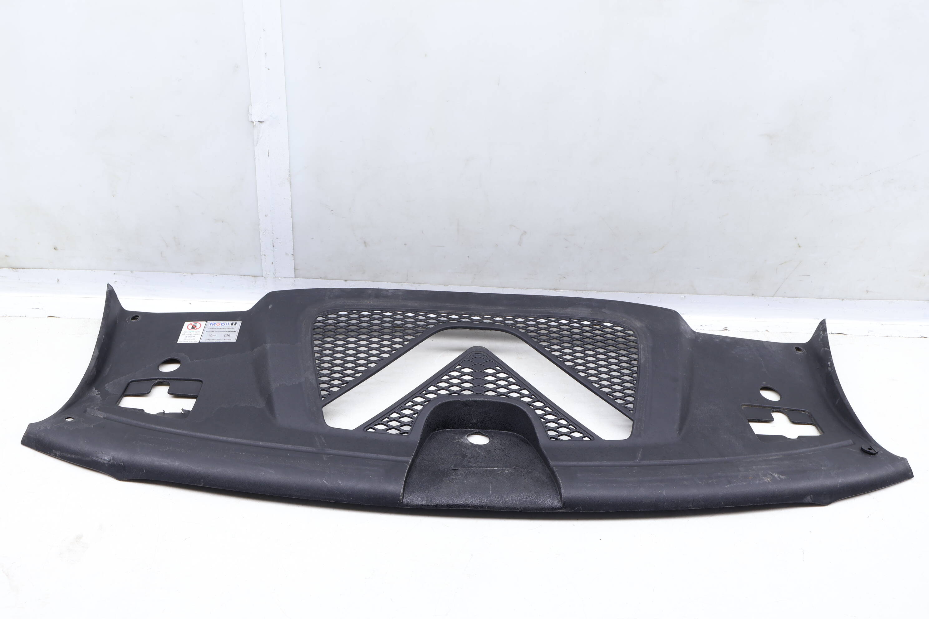 Porsche Engine Bay / Hood Lock Cover (Macan) 95B805806G