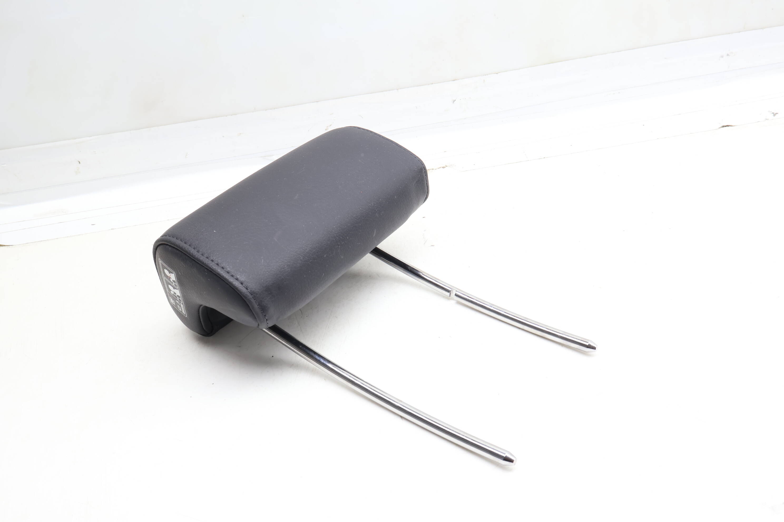 Center 2Nd Row Headrest / Head Rest 4L0883905D