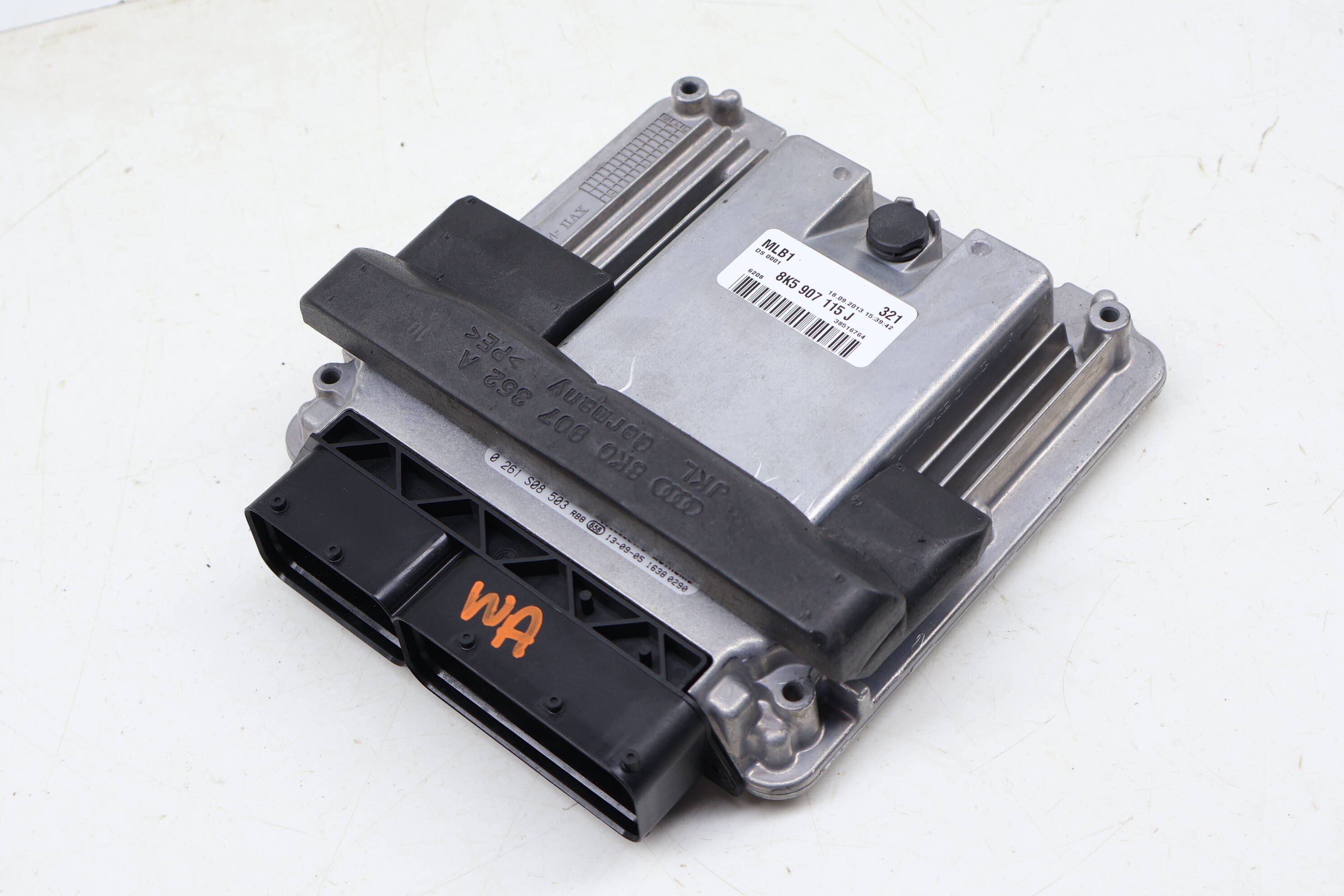 Ecu / Ecm / Engine Control Module 8K5907115J