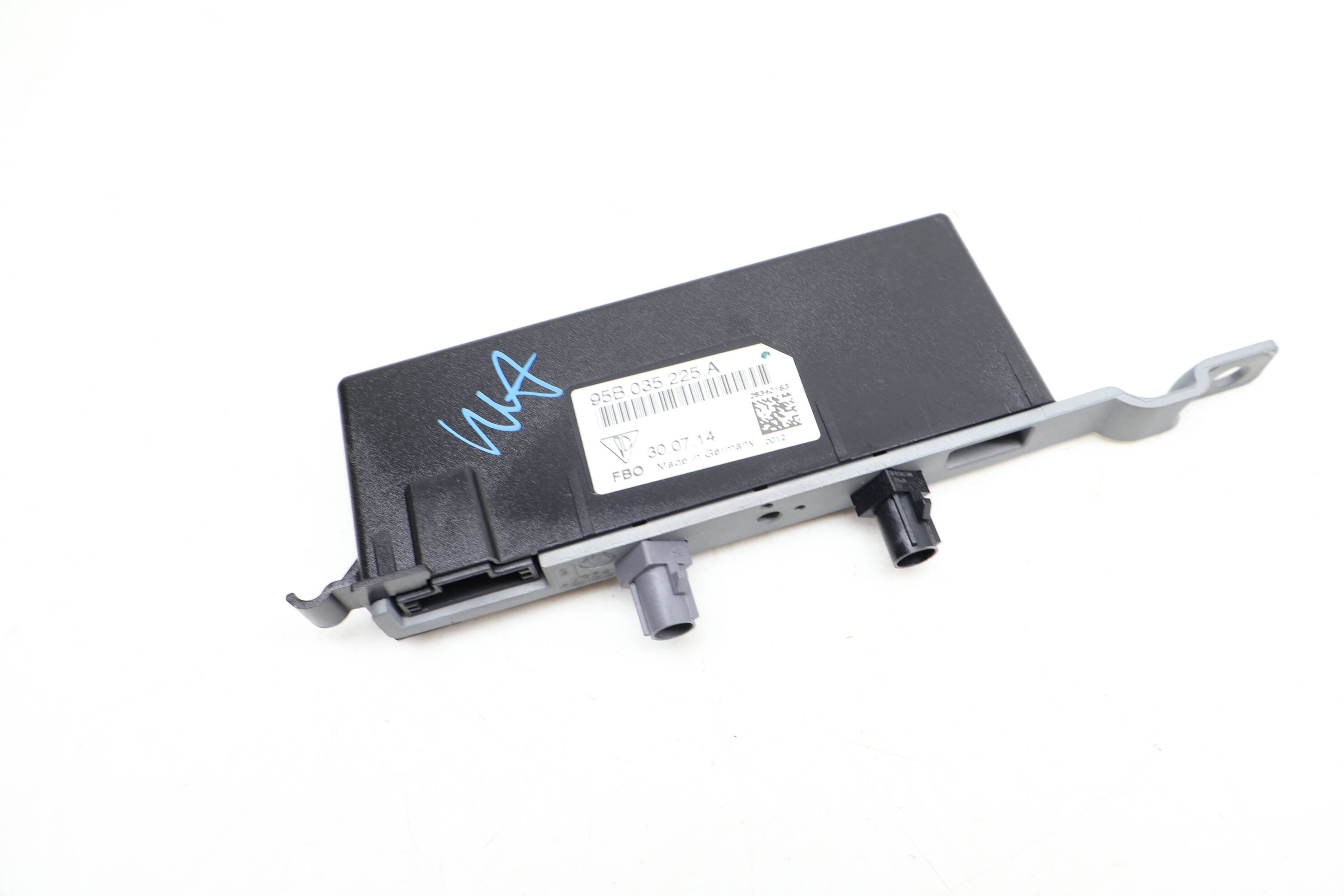 Antenna Booster 95B035225A