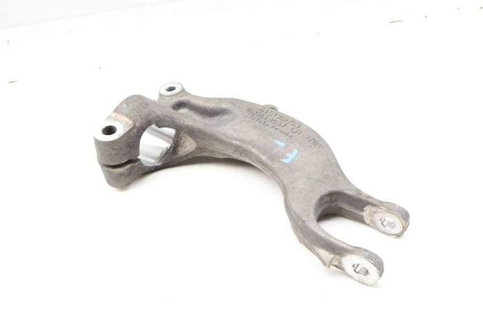 Suspension Fork / Shock Holder 4M0413037F main product photo