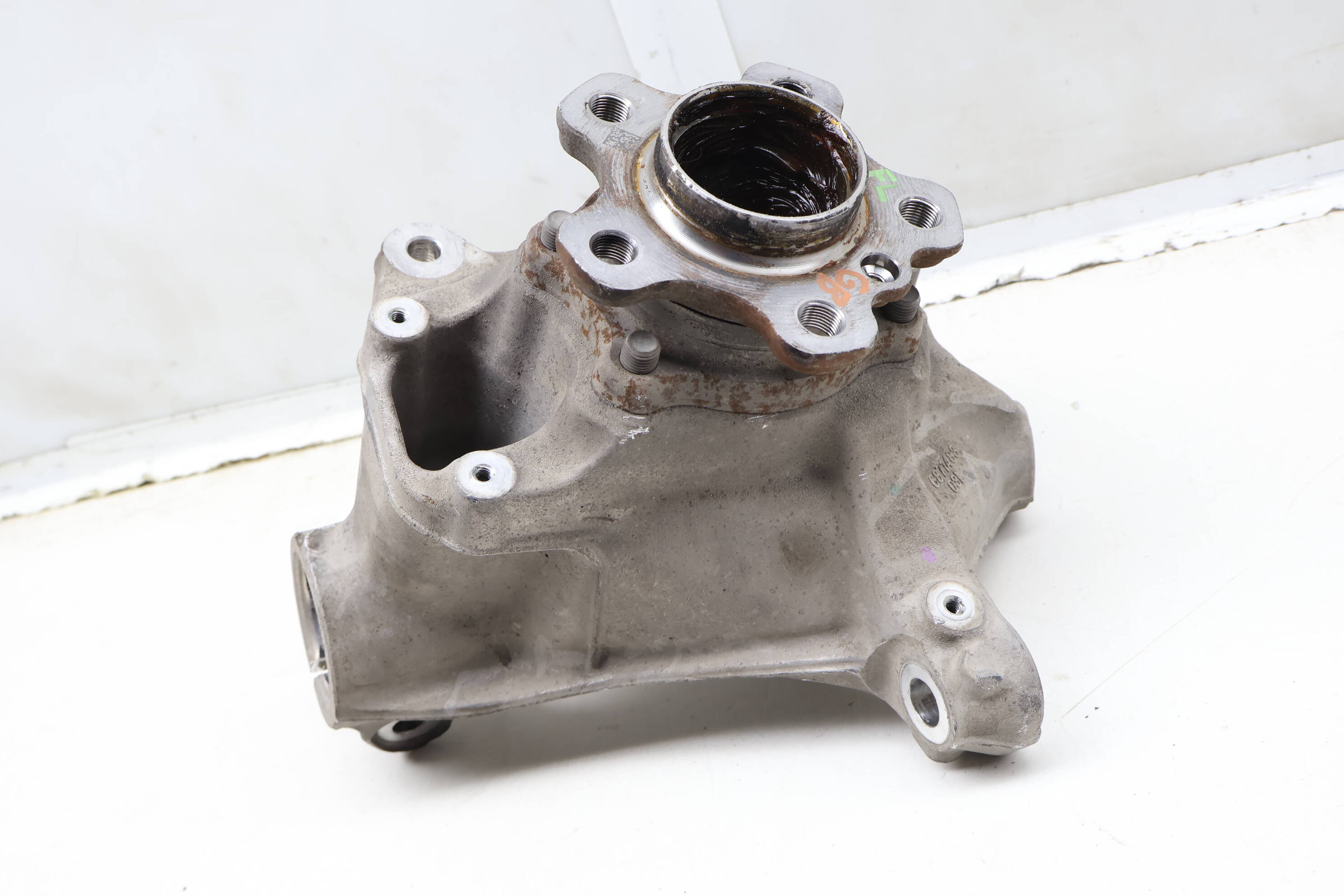 ⭐︎ Hernández⭐︎ BMW Front Left Spindle Knuckle W/ Wheel Bearing 31216882597