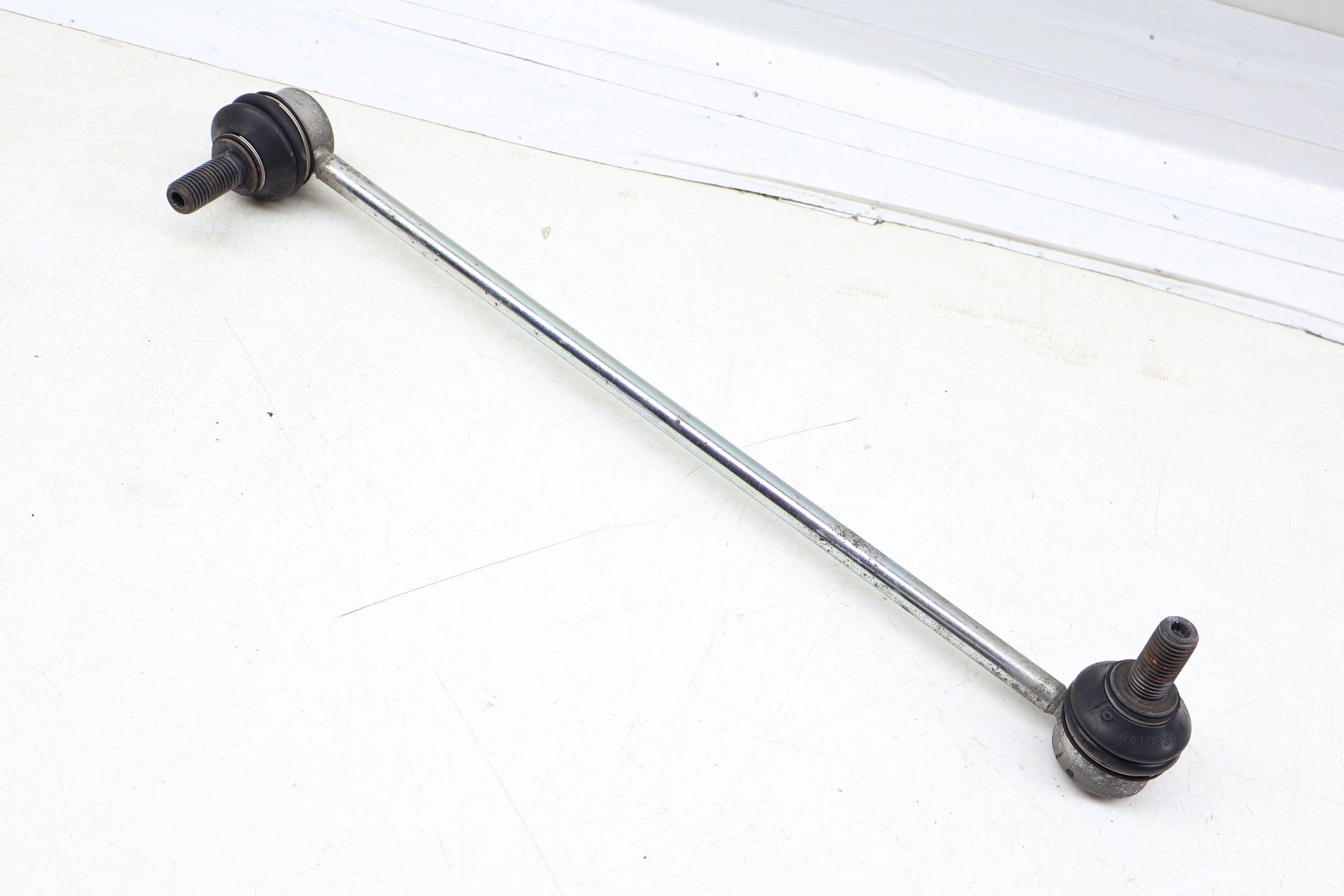 Stabilizer / Sway Bar End Link 5Q0411315A