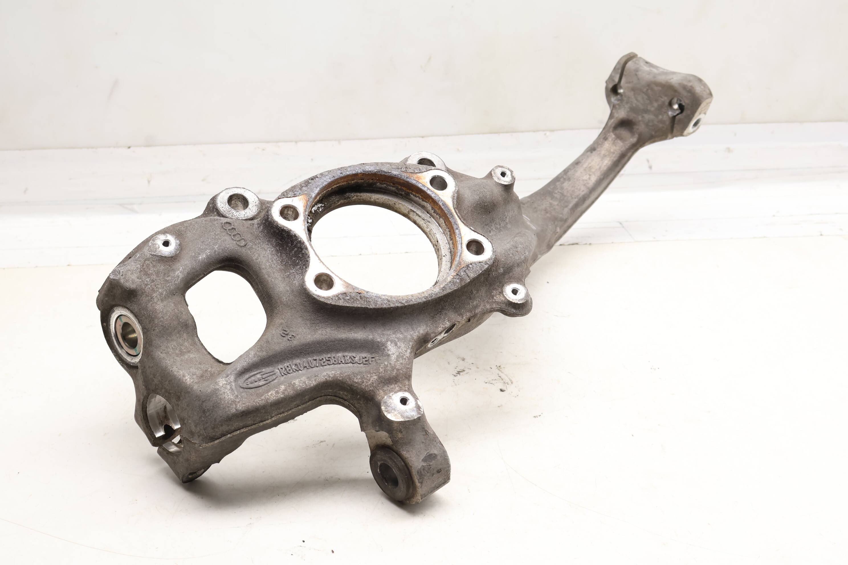 Spindle Knuckle / Wheel Bearing Housing 4G0407242C