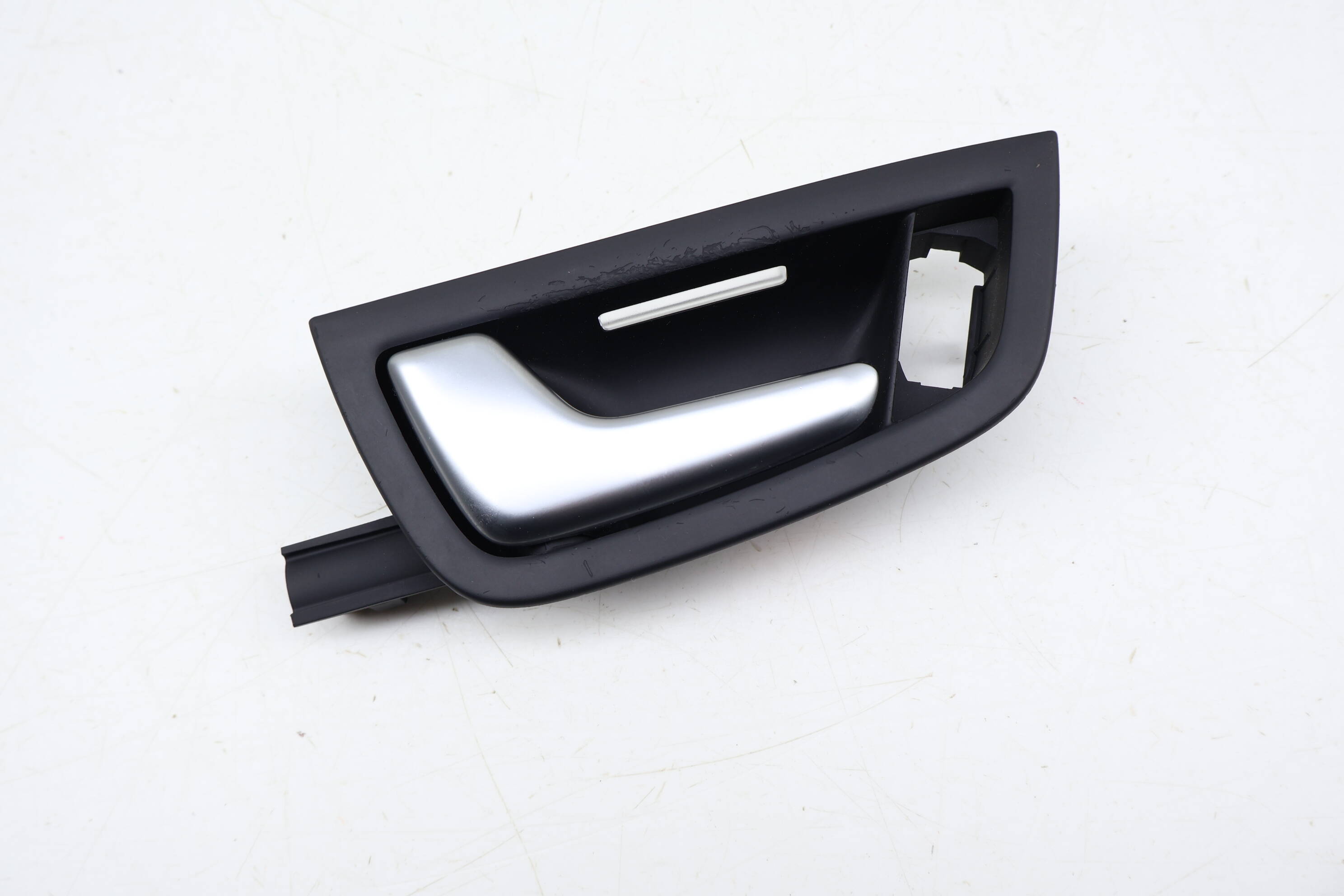 Interior Door Release / Handle 4E0837019