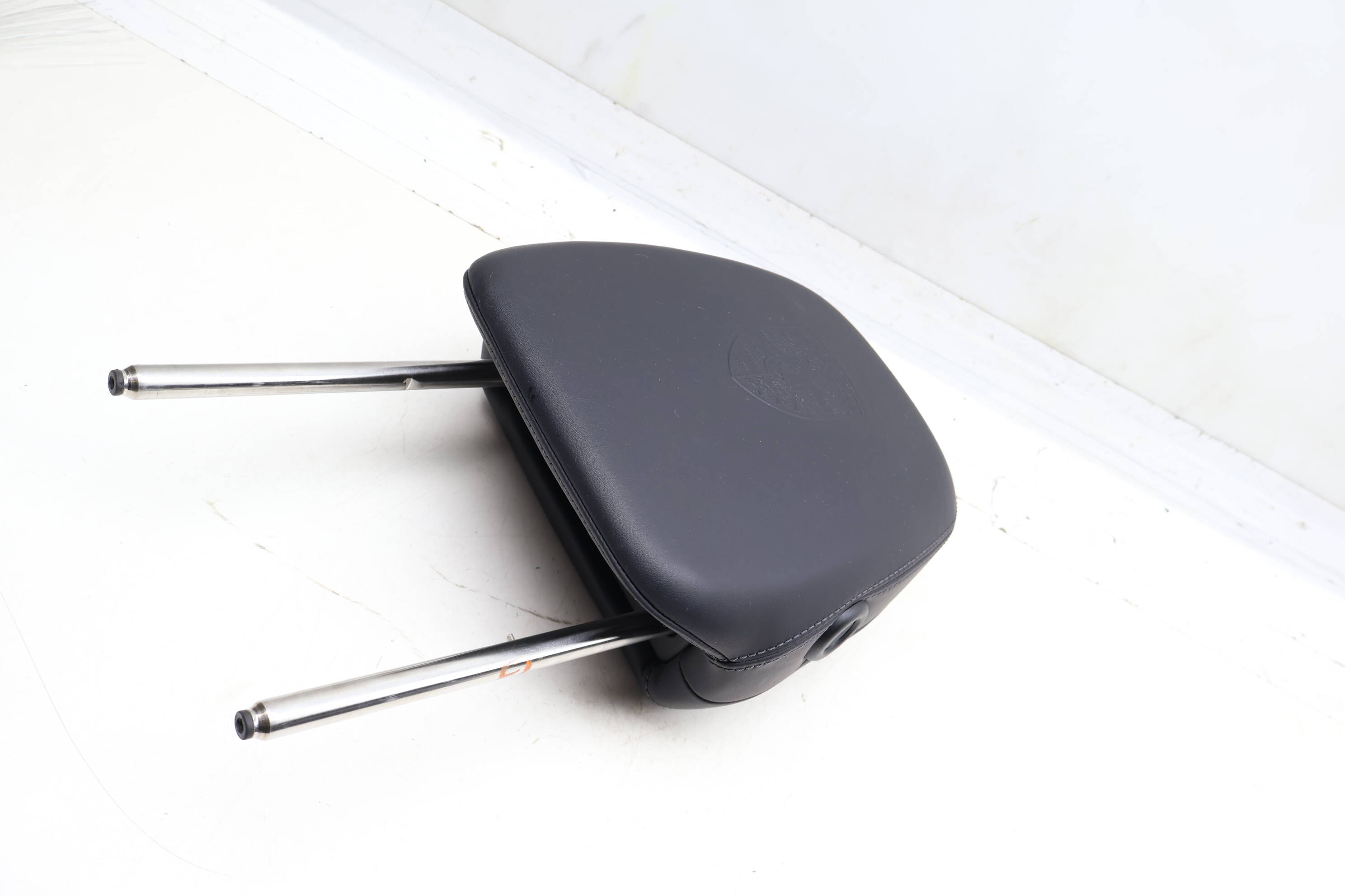 Seat Headrest / Head Rest (Leather) 95852190130