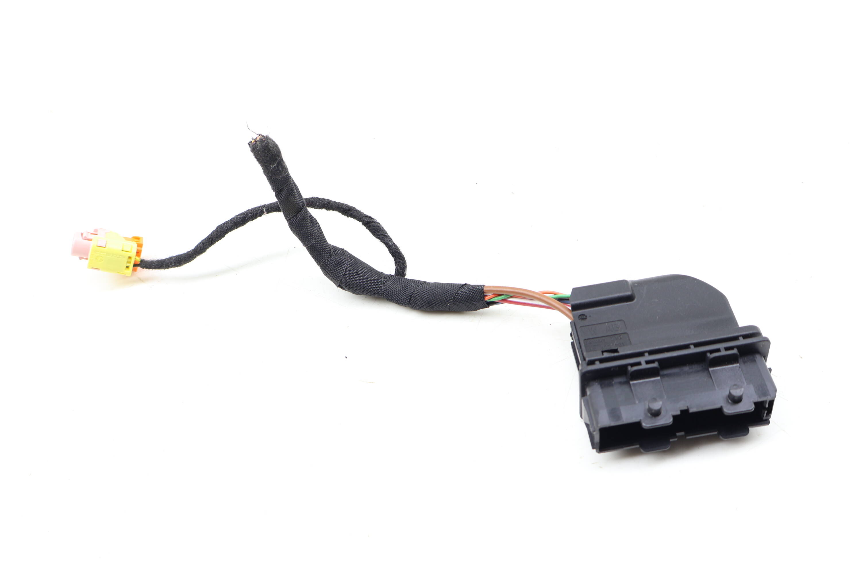 Door Wiring Harness Connector (27-Pin) 8K0972701
