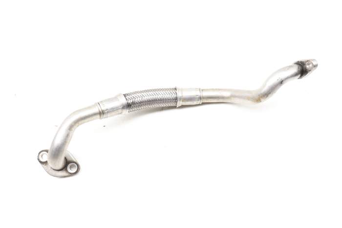 2.0 Turbo Oil Return Line / Pipe 06D145735B main product photo