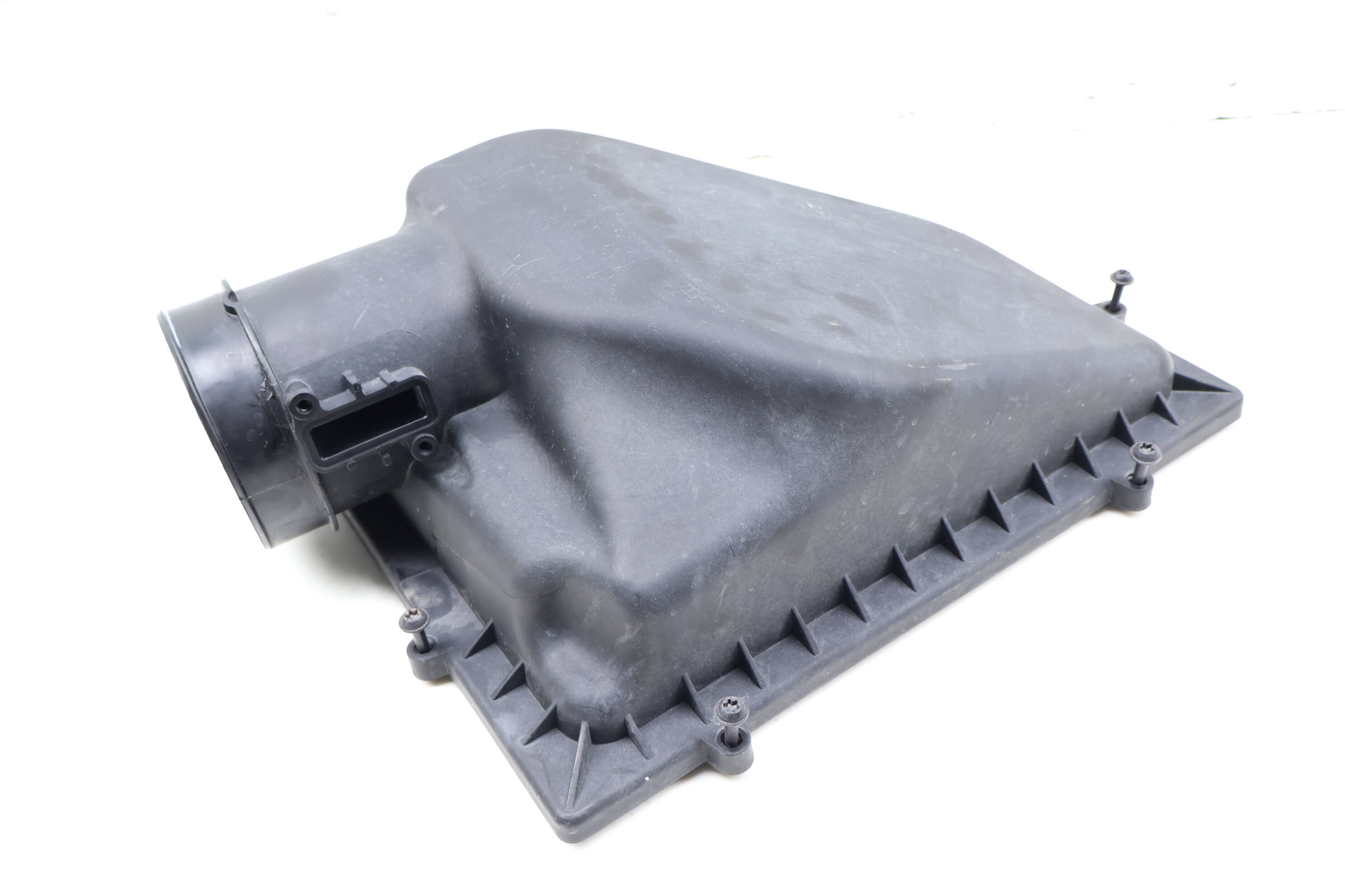 Engine Air Filter Housing / Box (Upper) 13718620473