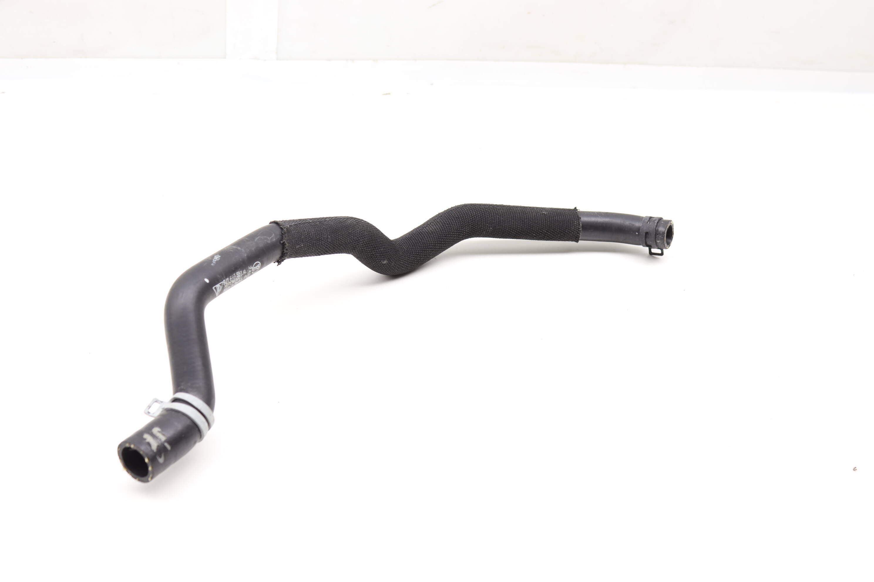 Coolant Hose / Line 9J1815551B