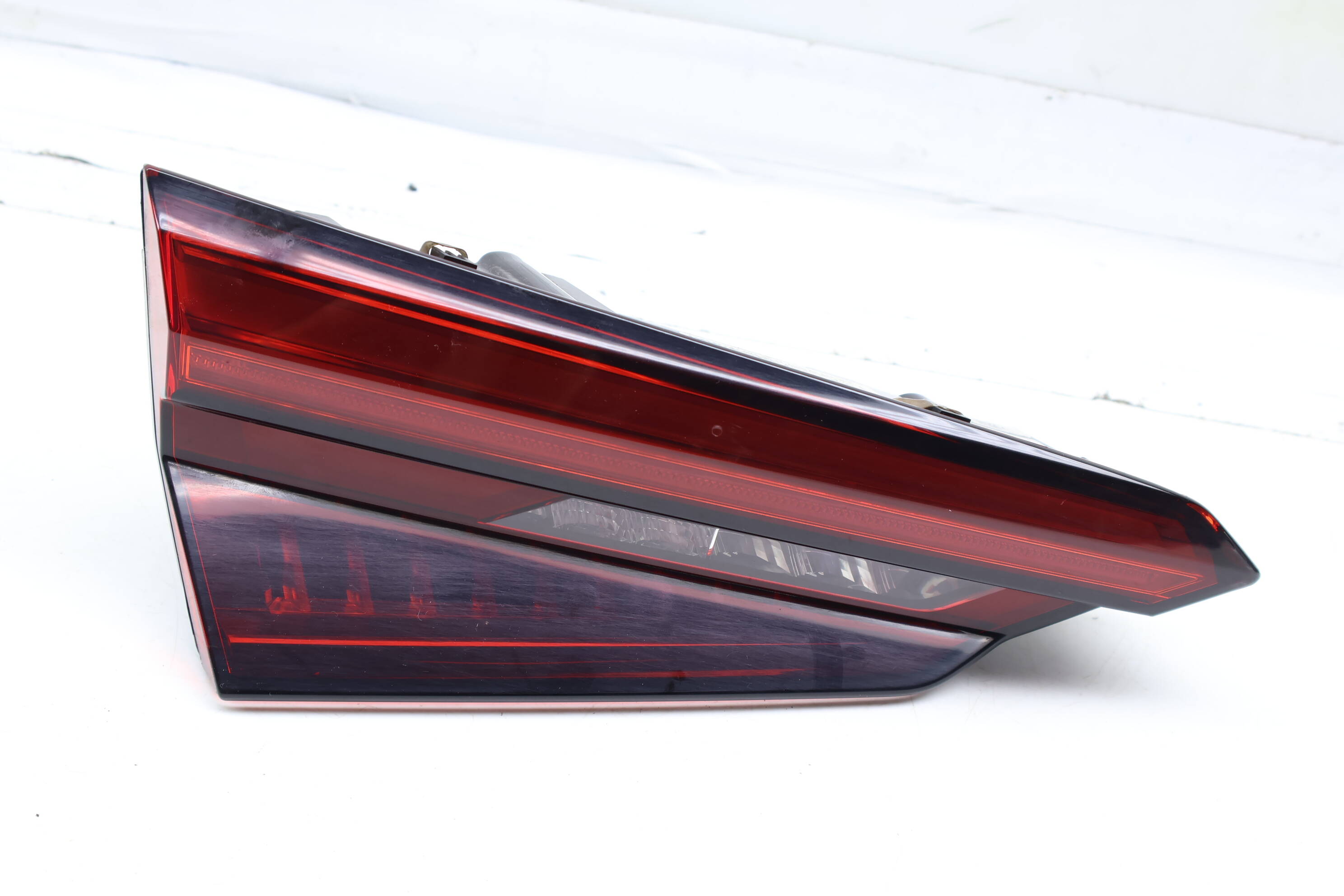 Inner Led Tail Light / Lamp 8W6945093F