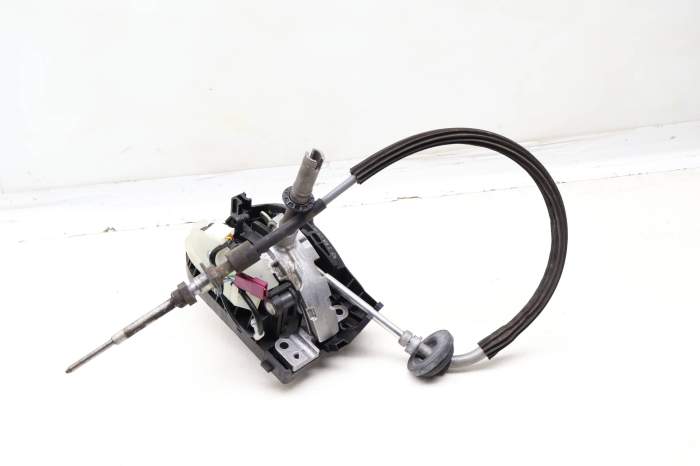 Automatic Shifter Assembly W/ Linkage 25163404174 main product photo