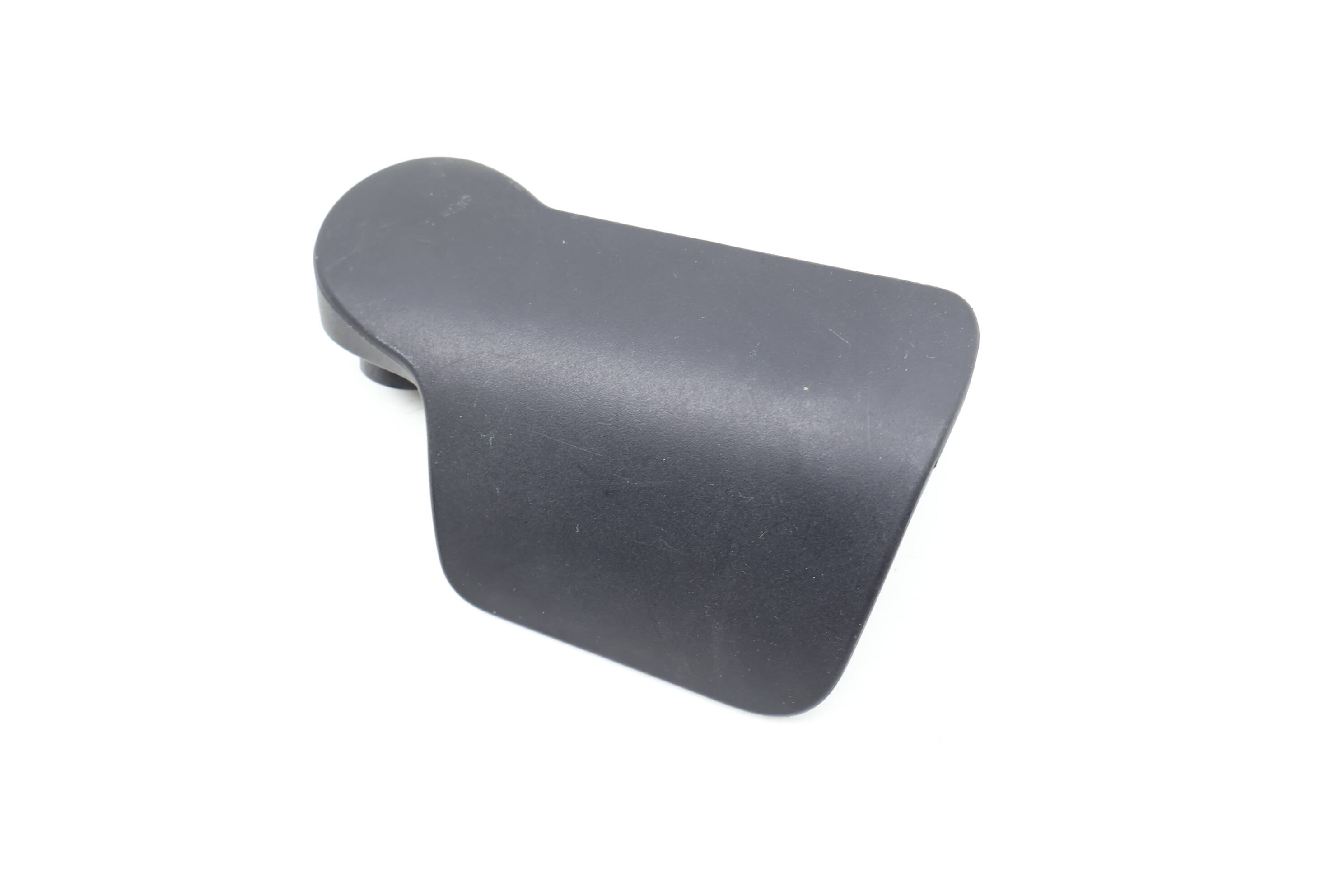 Hood Latch Release Lever / Handle 8T1823533B