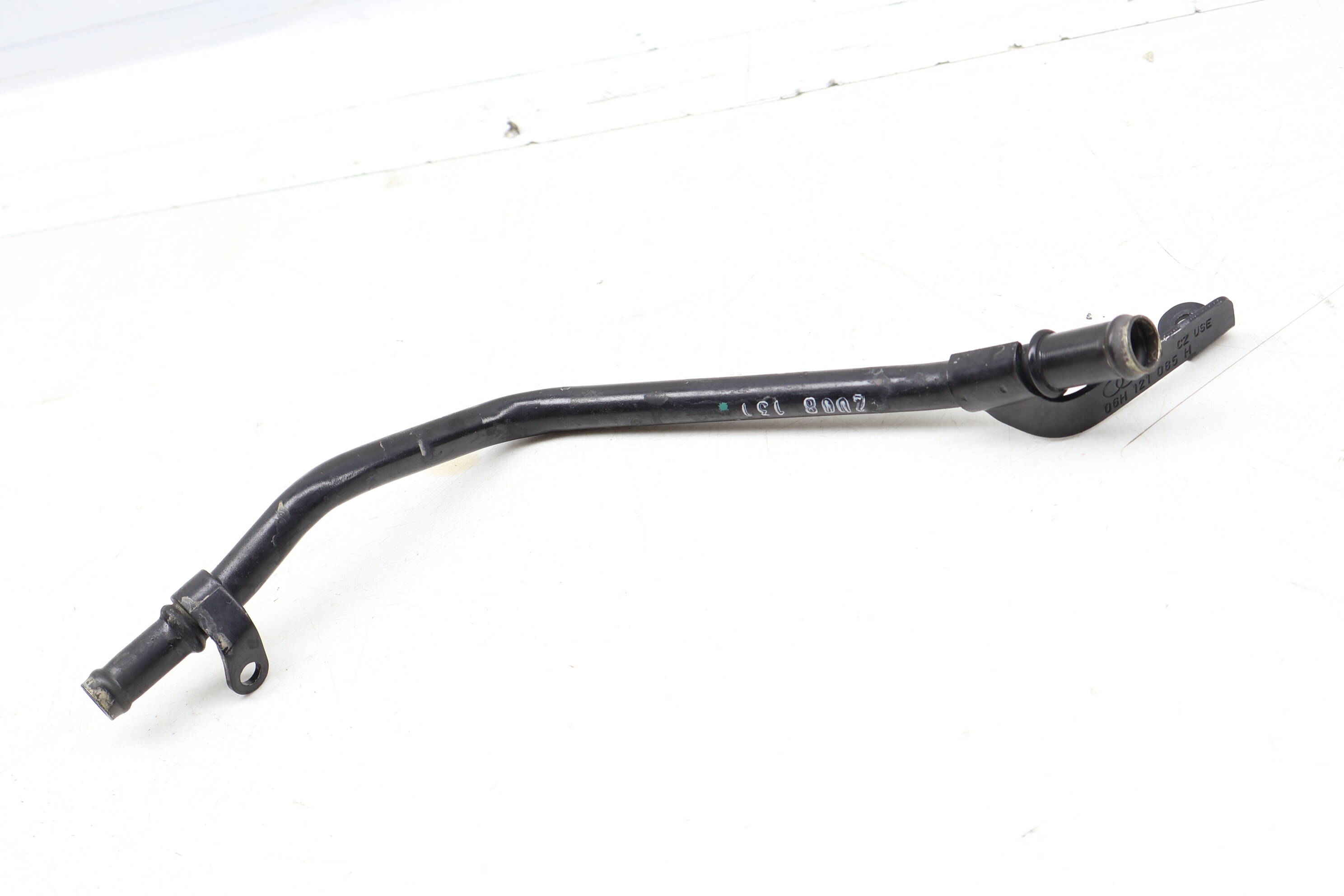 Coolant Pipe / Tube / Line 06H121085H