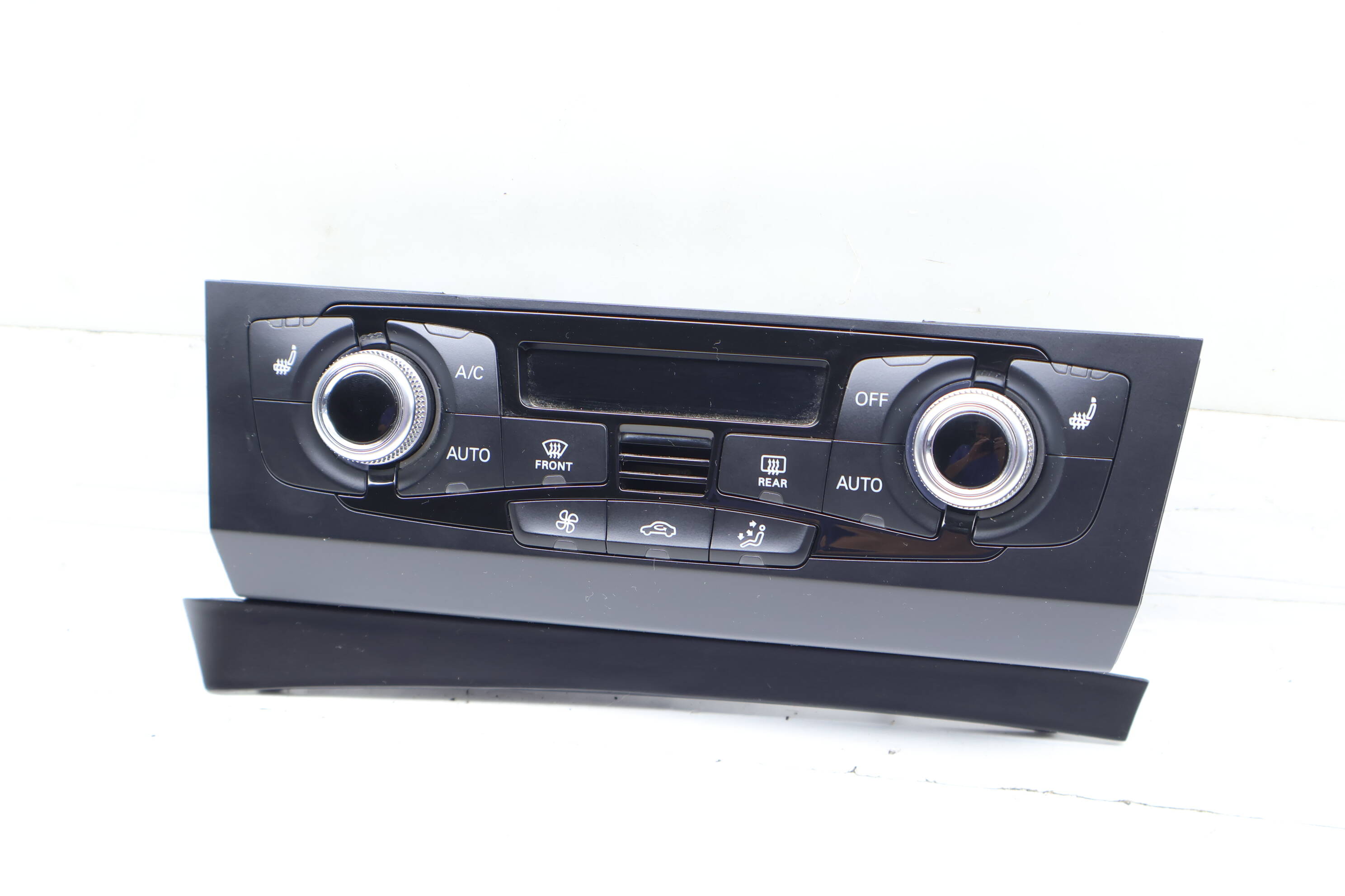 Ac Climate / Temp Control Unit 8K1820043AQ