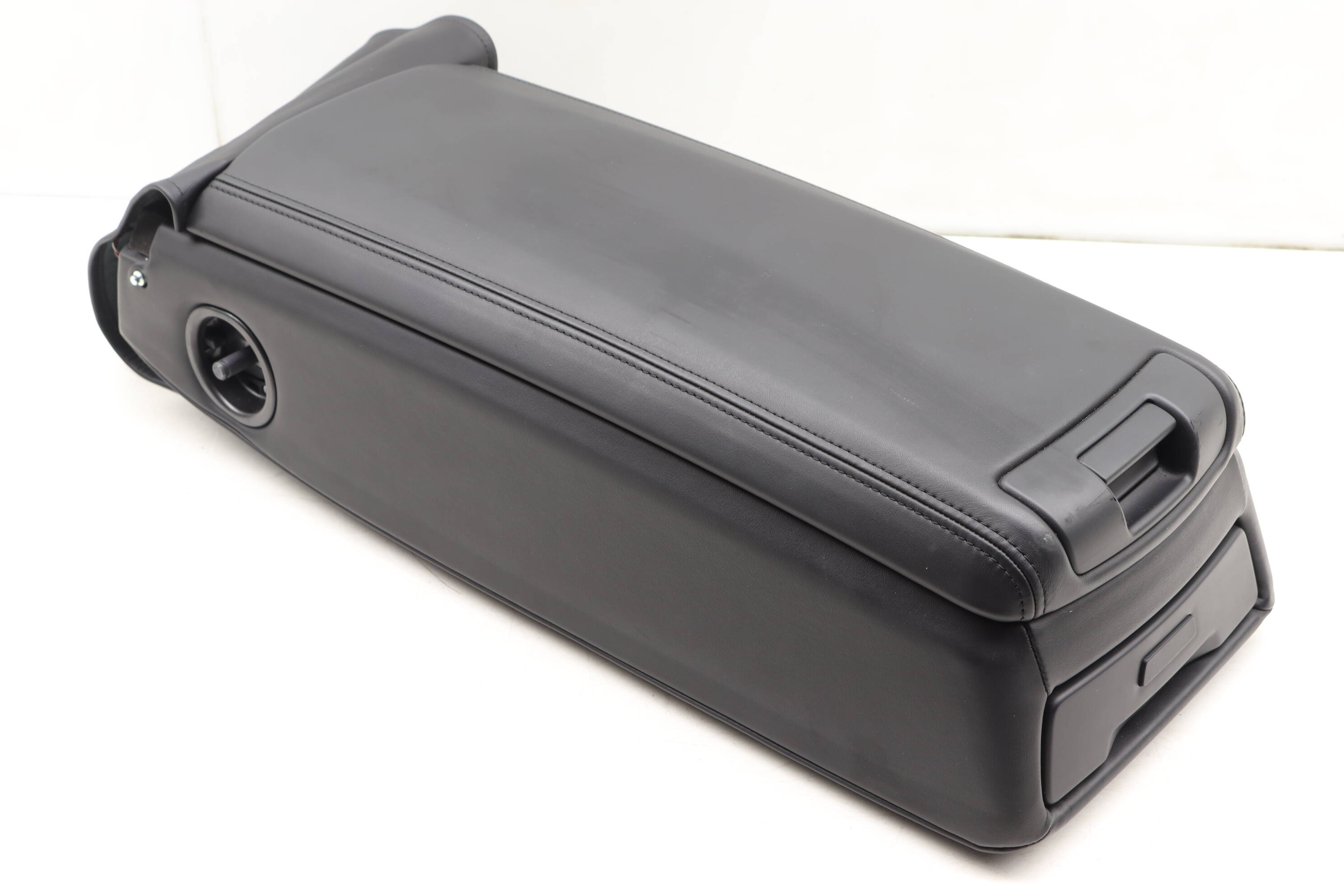 Seat&#x20;Center&#x20;Armrest&#x20;&#x2F;&#x20;Arm&#x20;Rest&#x20;52207228663