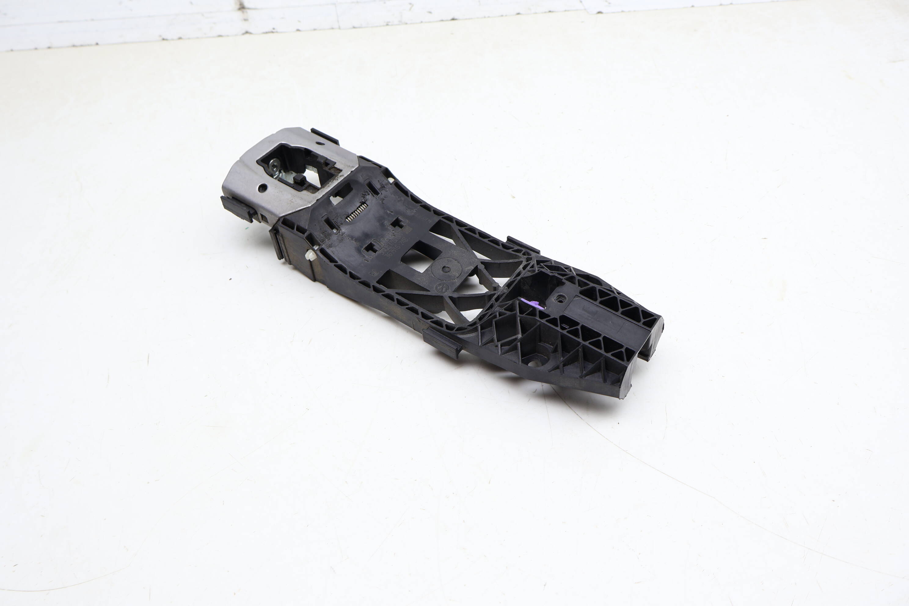 Exterior Door Handle Bracket 5N0837885H 95853188500