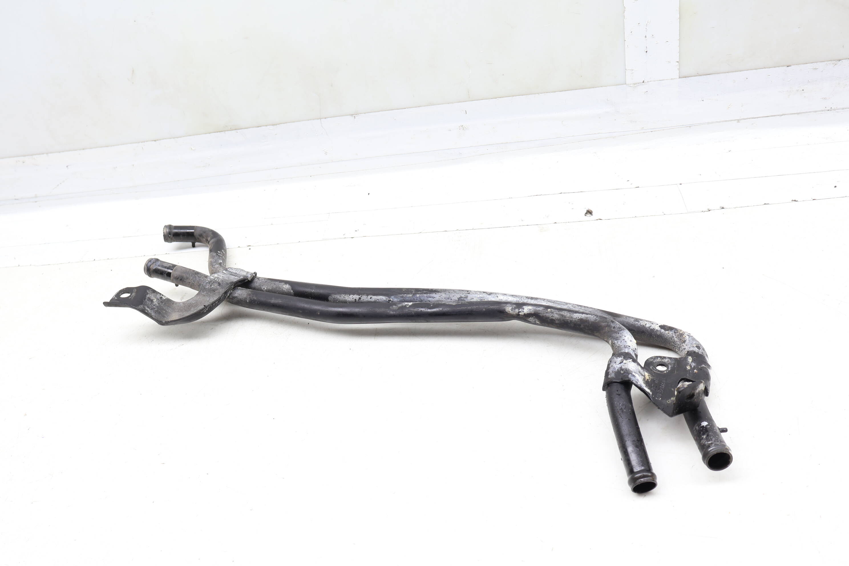 Coolant Line / Pipe Set 06E121083G