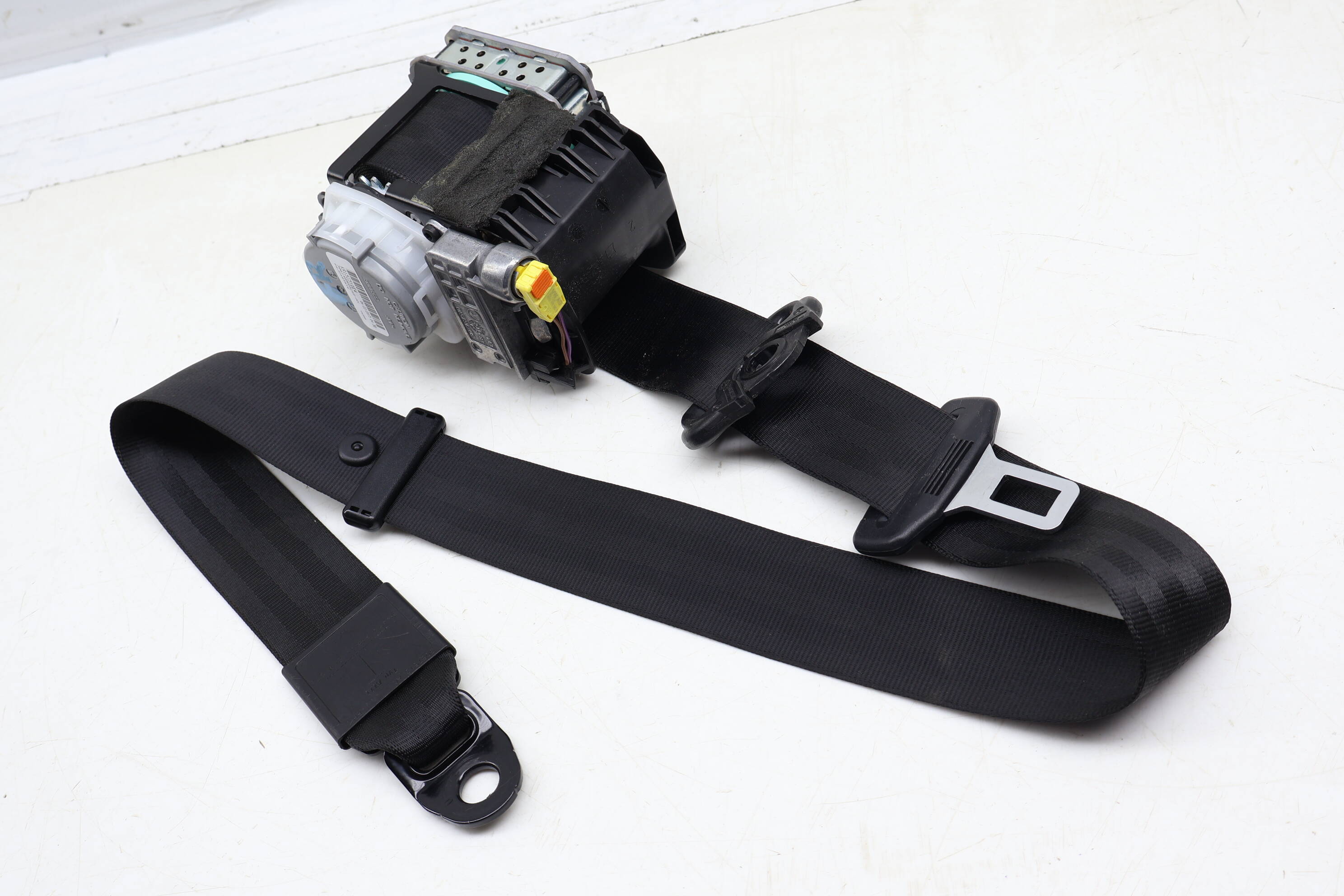 Seatbelt / Seat Belt Retractor 8T1857706H