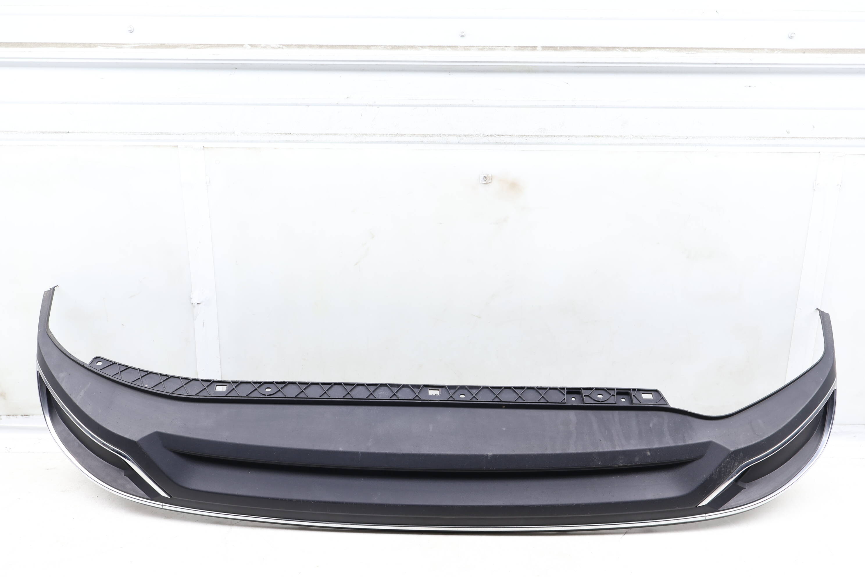 Bumper Valance / Diffuser 561807568