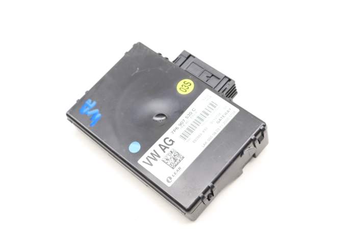 Gateway / Can-Bus Control Module 7P6907530C main product photo