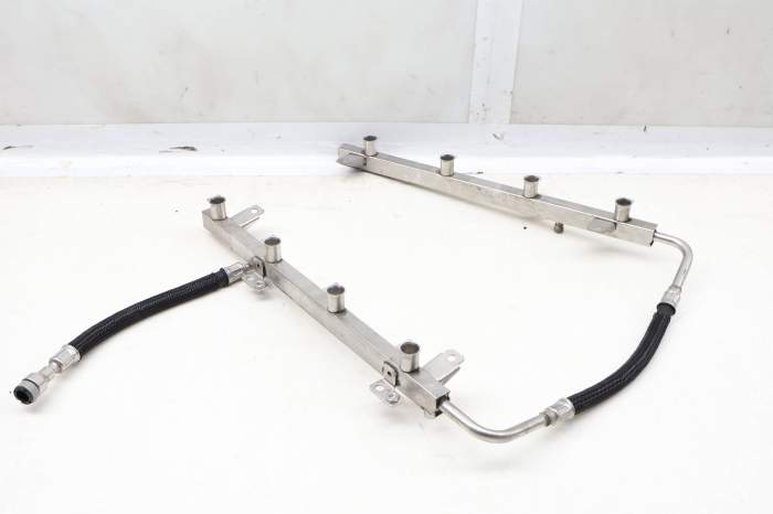 Fuel Rail 13537555761 main product photo