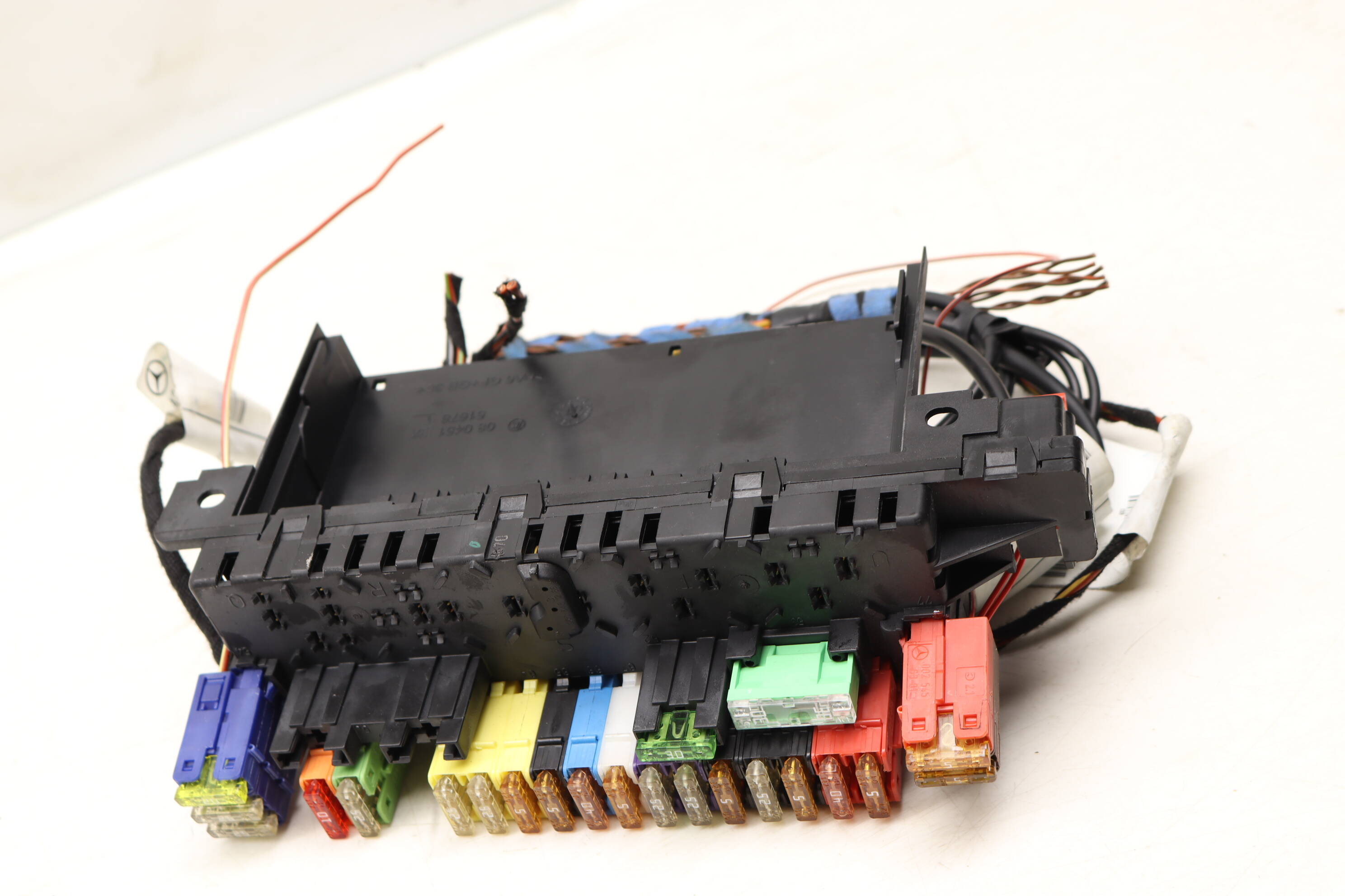 Relay / Fuse Box 2305450401