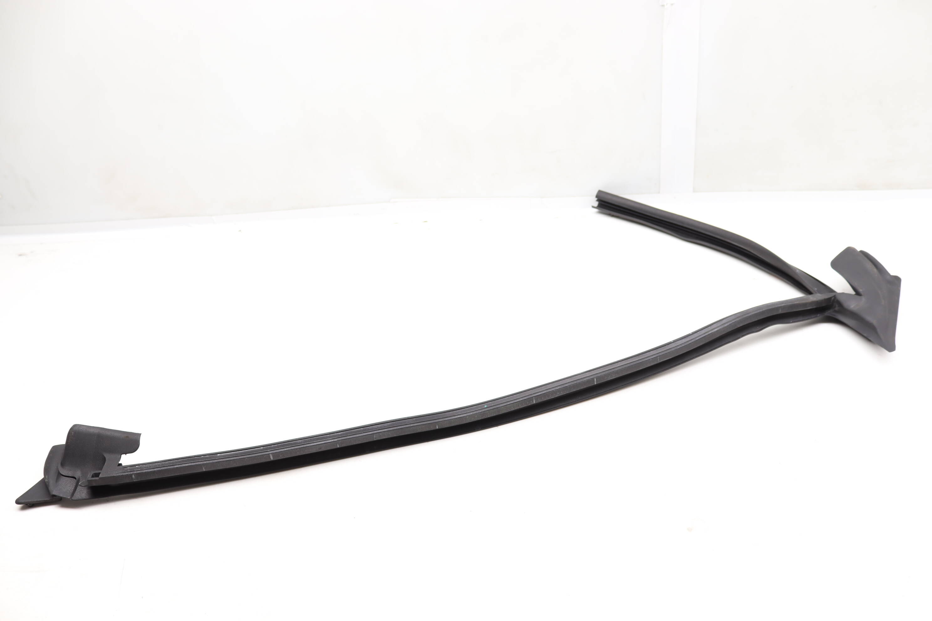 Door / Window Slot Seal (Inner) 8W8837480A